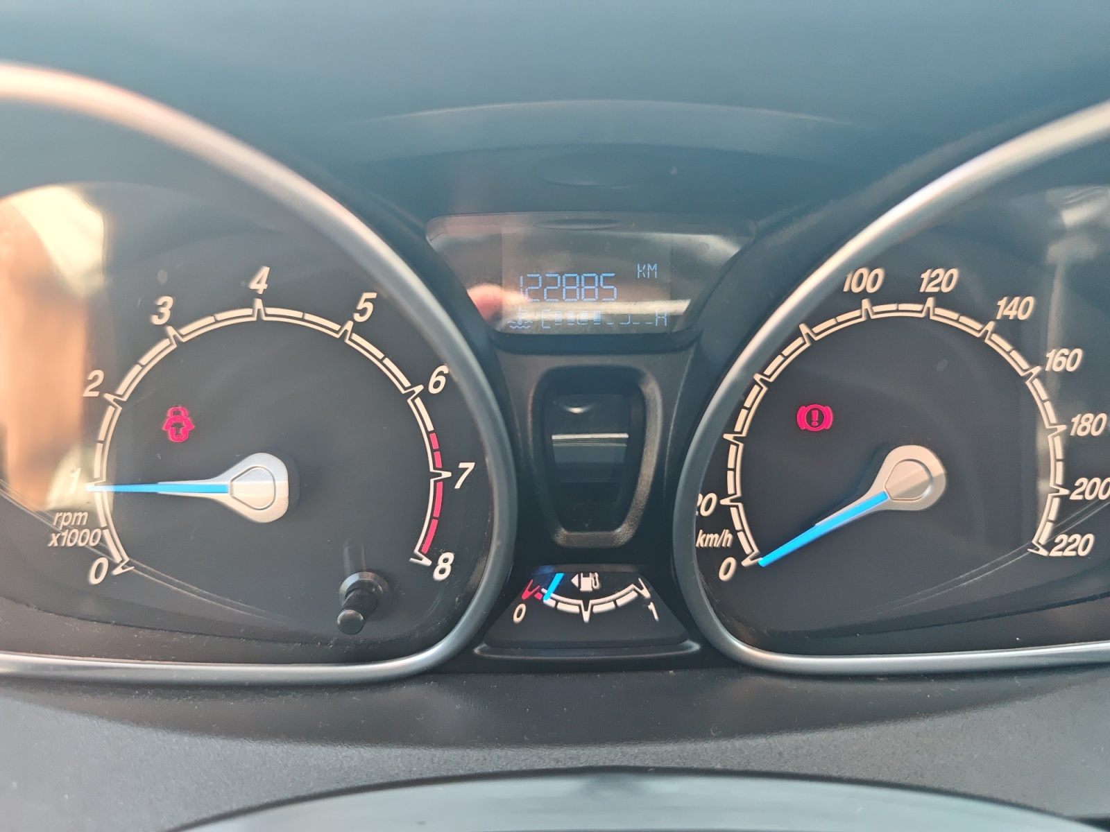 Ford Fiesta 16