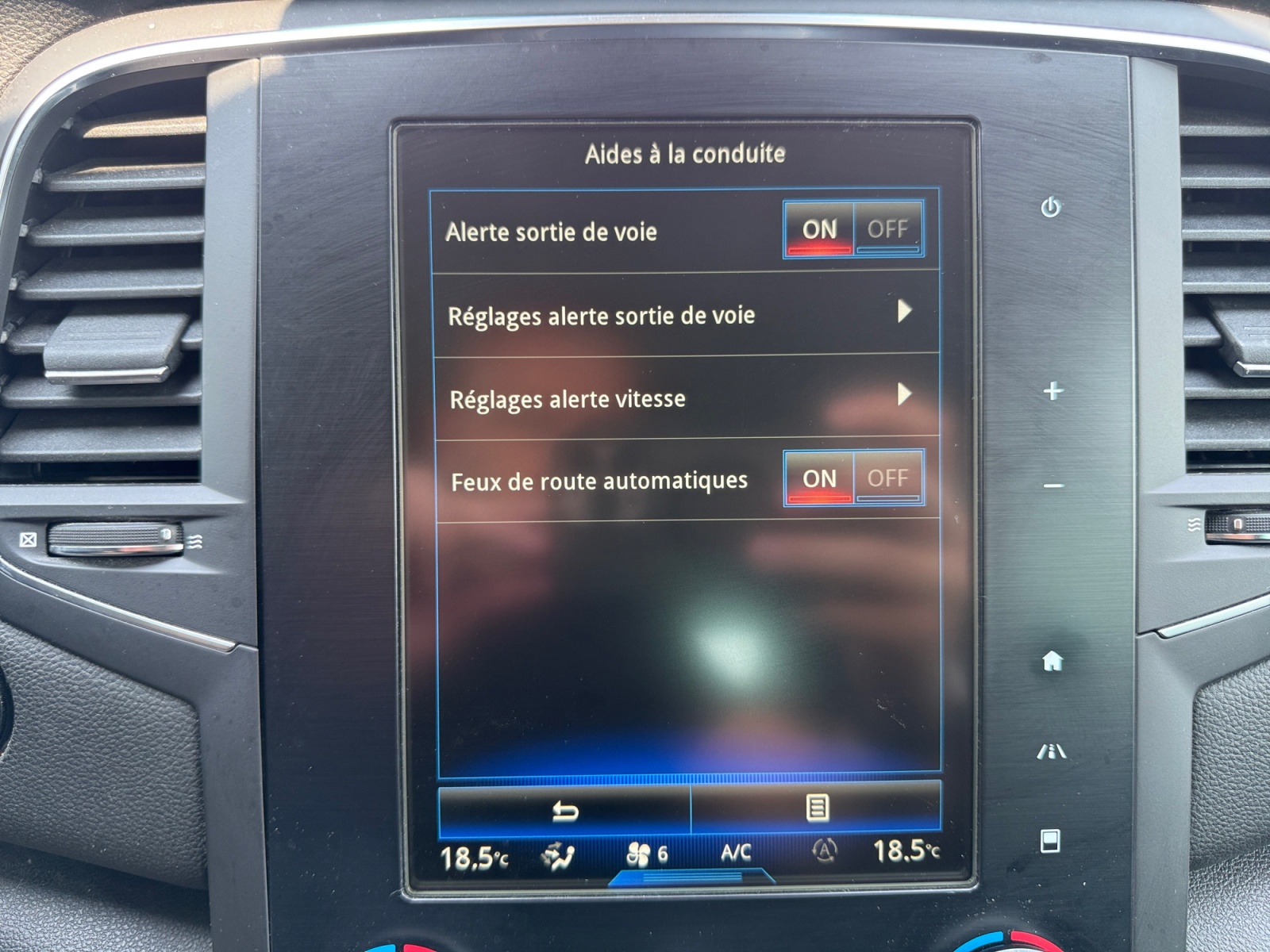 Renault Megane 25