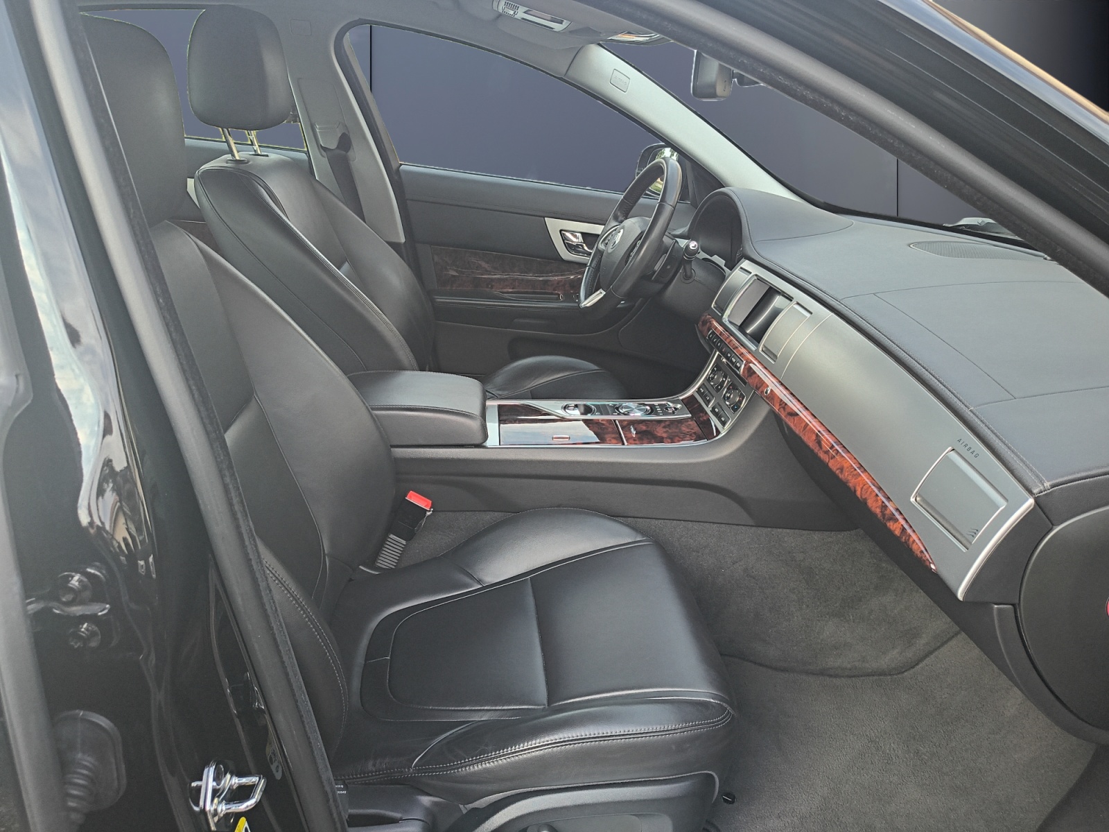 Jaguar Xf 13