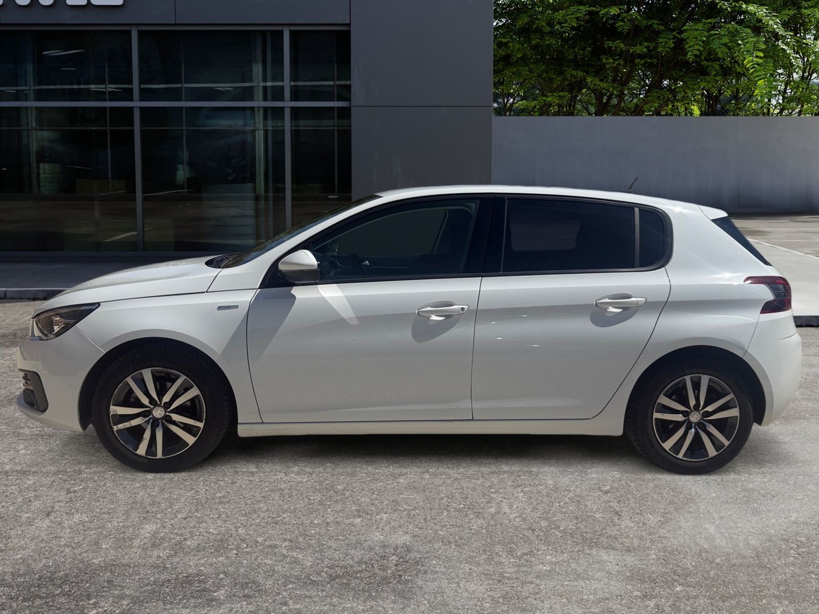 Peugeot 308 1