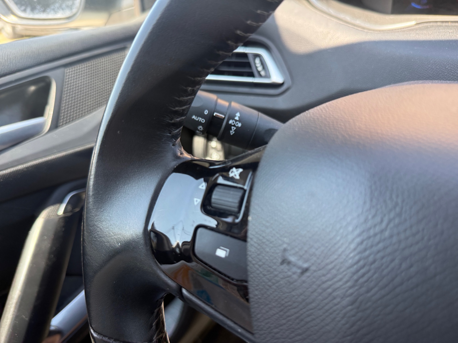 Peugeot 308 11