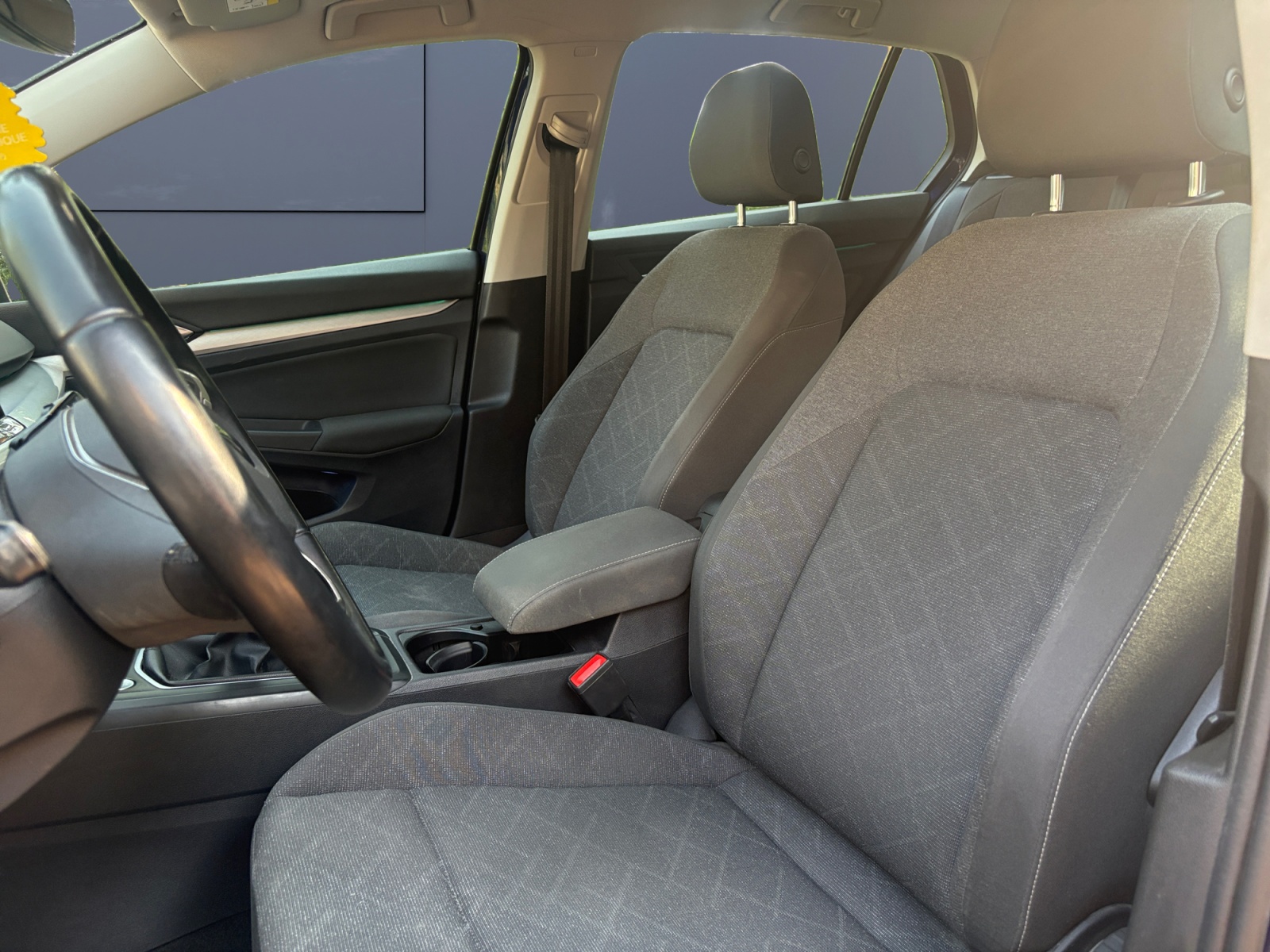 Volkswagen Golf 9