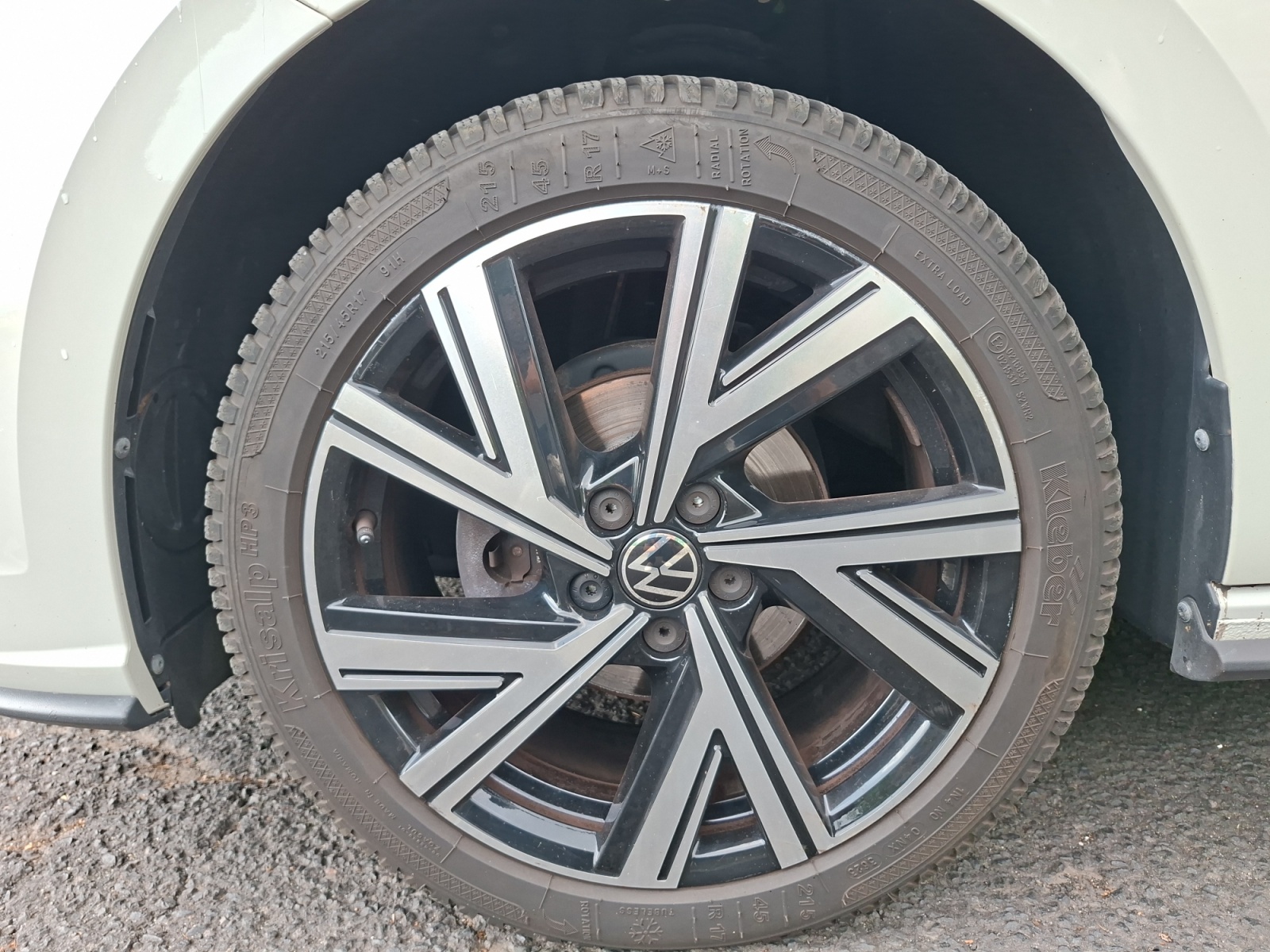 Volkswagen Polo 40