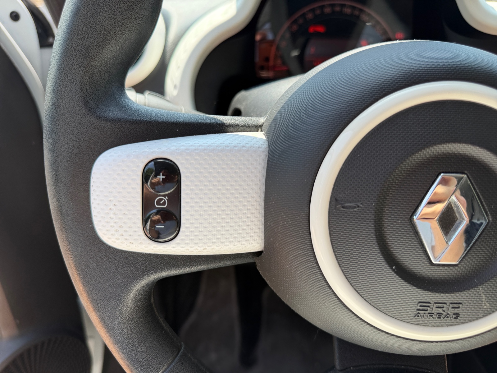 Renault Twingo 19