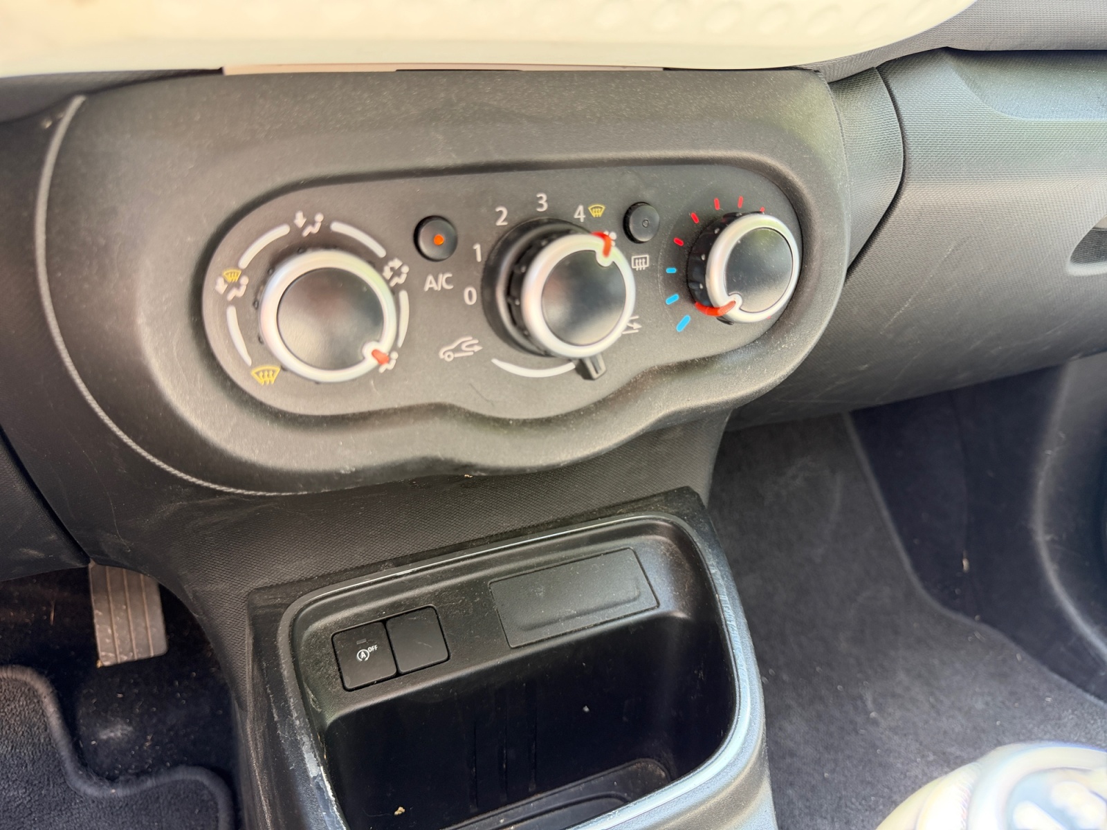 Renault Twingo 22