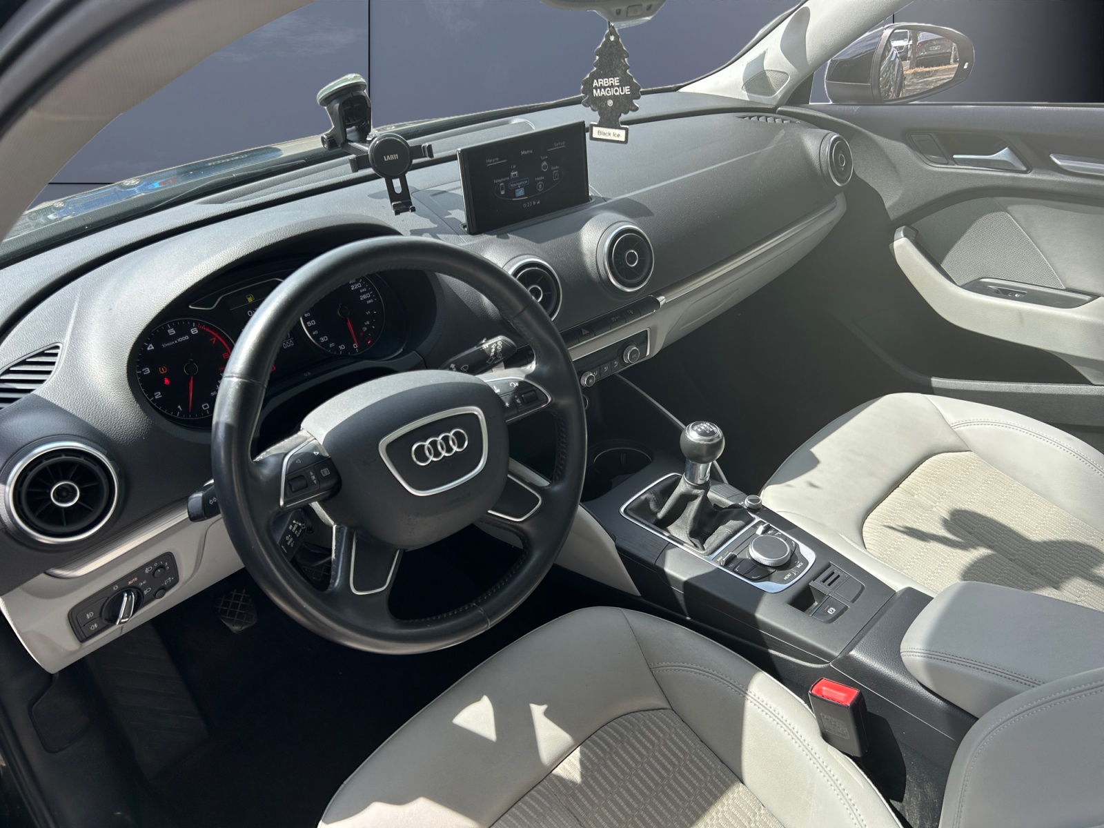 Audi A3 8
