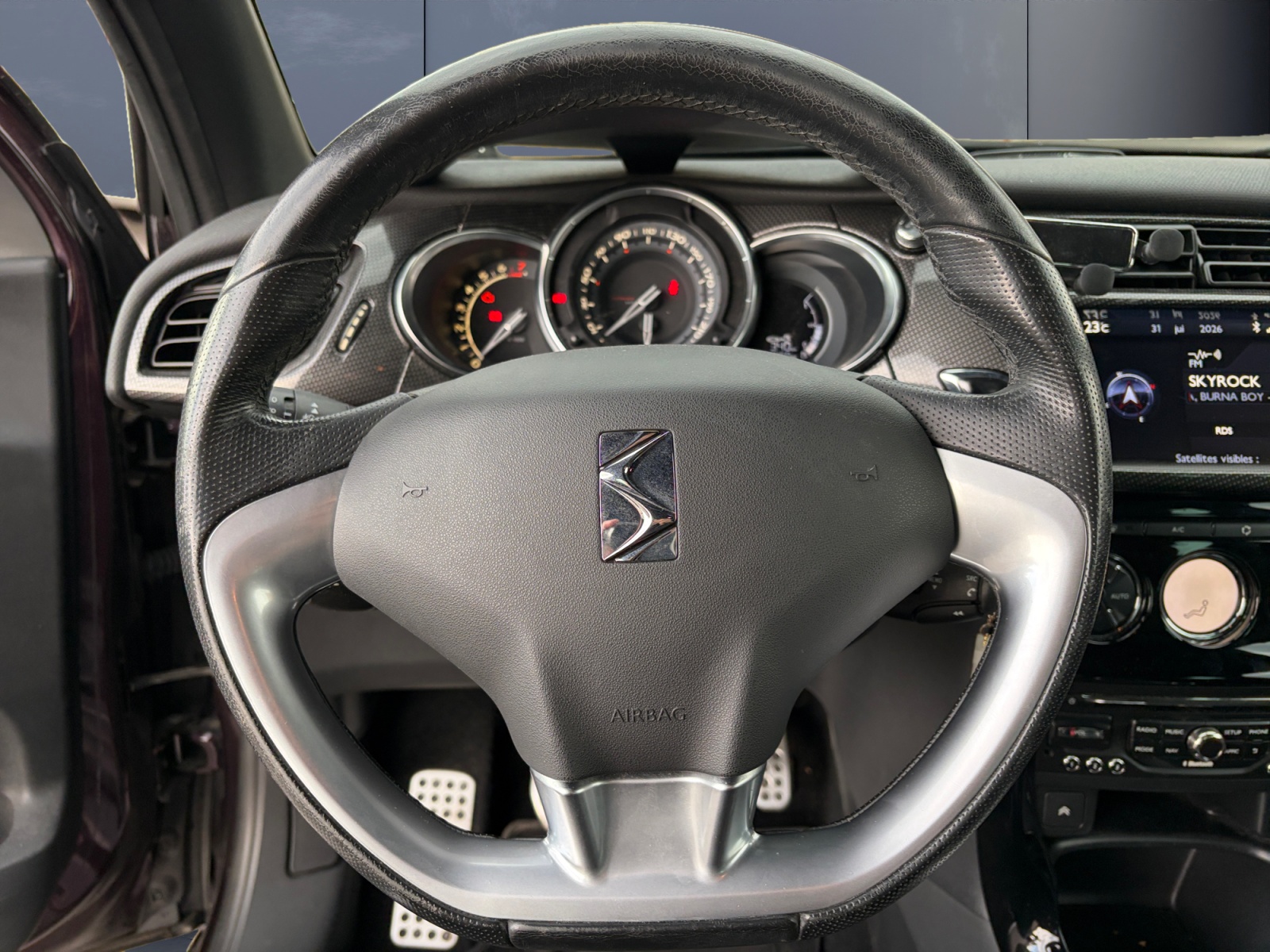 Ds Automobiles Ds3 15
