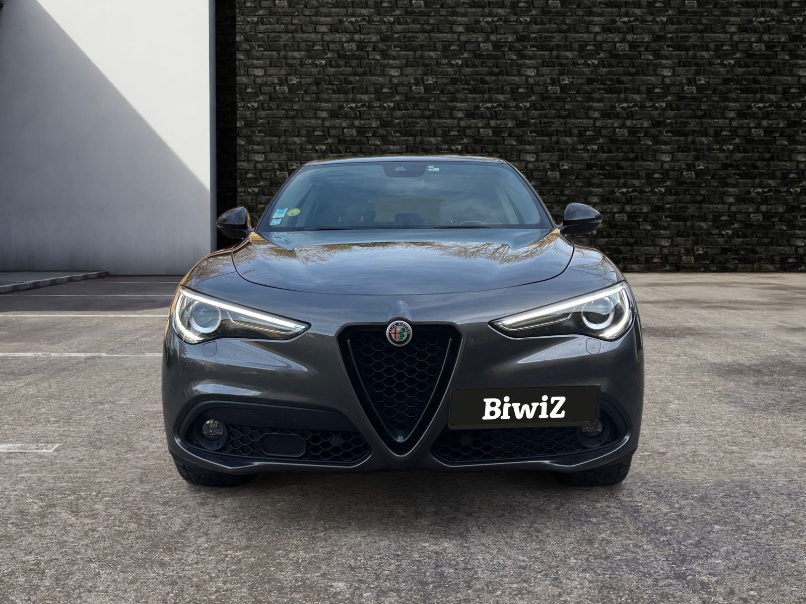 Alfa Romeo Stelvio 7