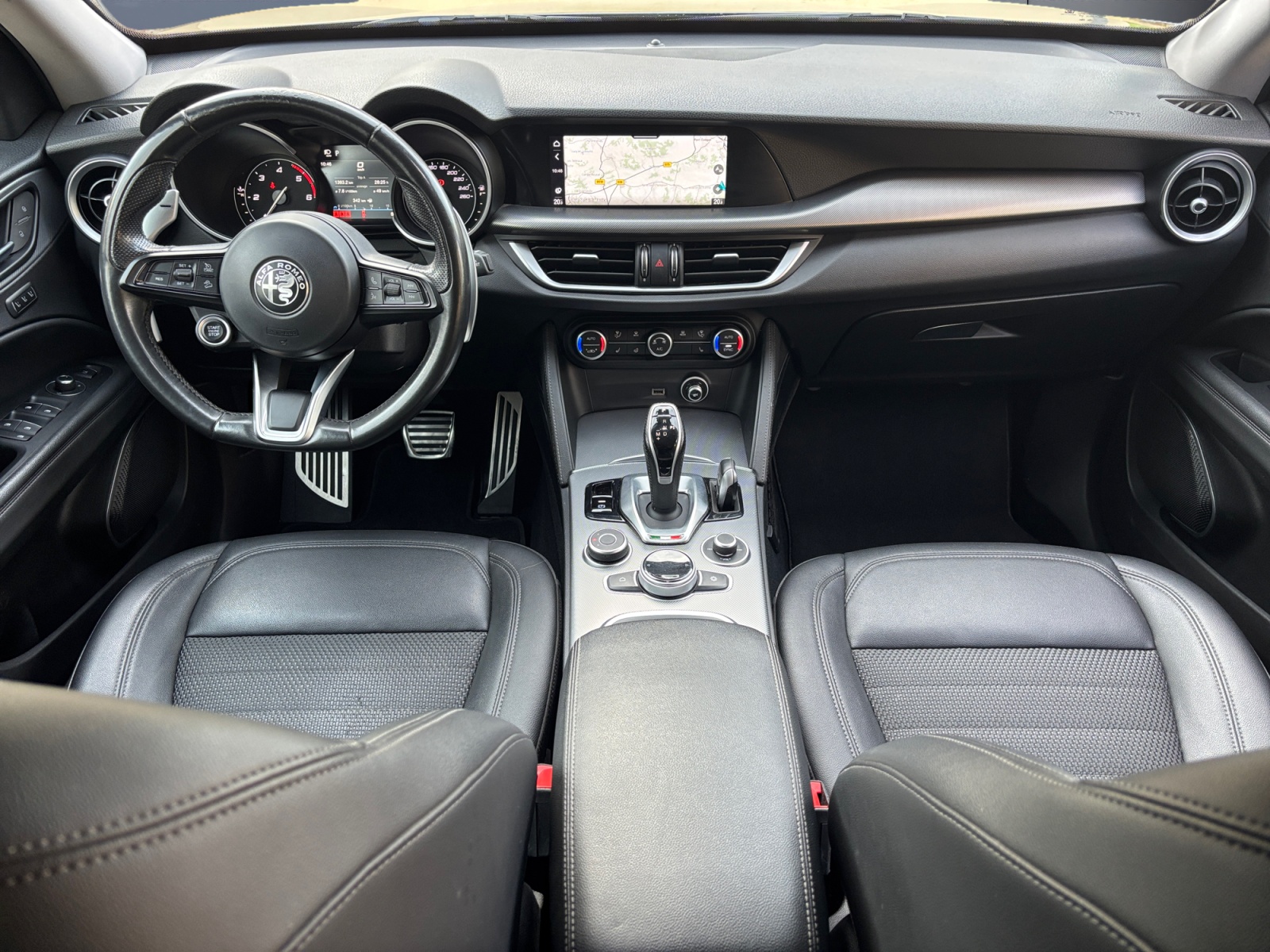 Alfa Romeo Stelvio 14