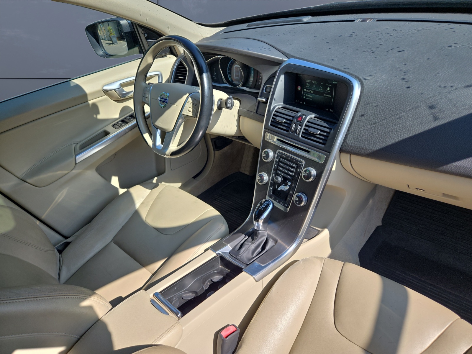 Volvo Xc60 12