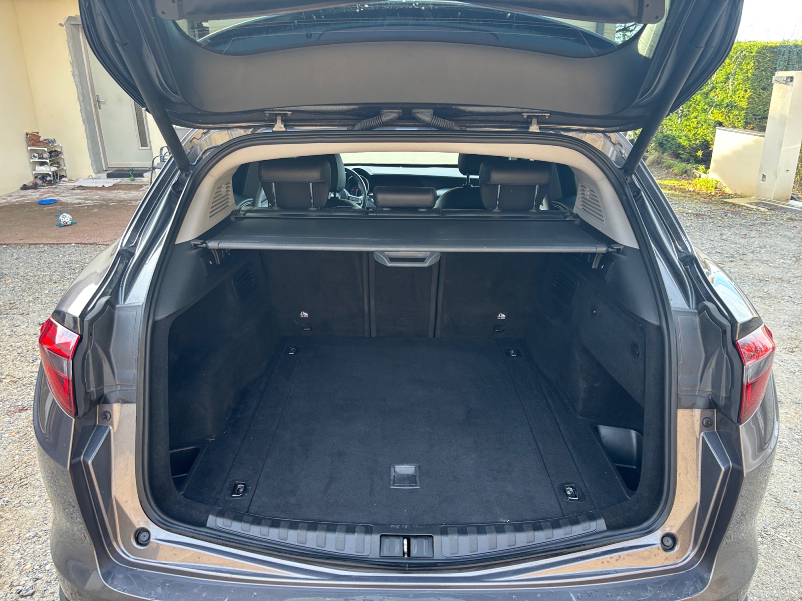 Alfa Romeo Stelvio 34