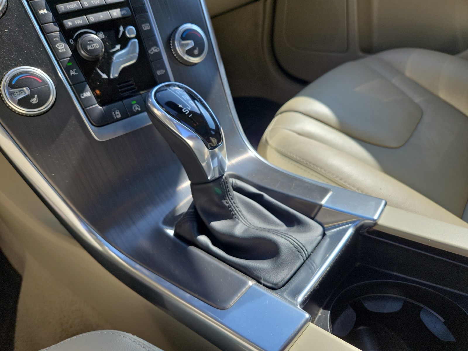 Volvo Xc60 26