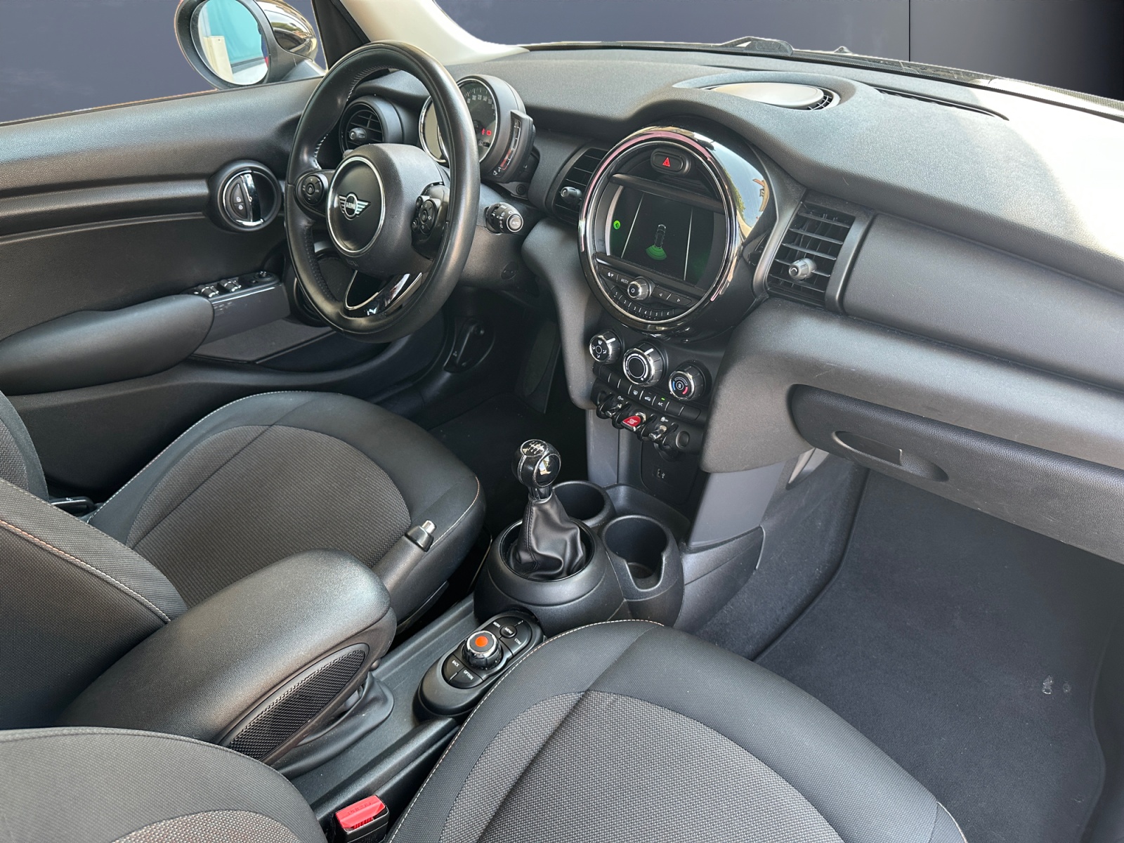 Mini Mini 12