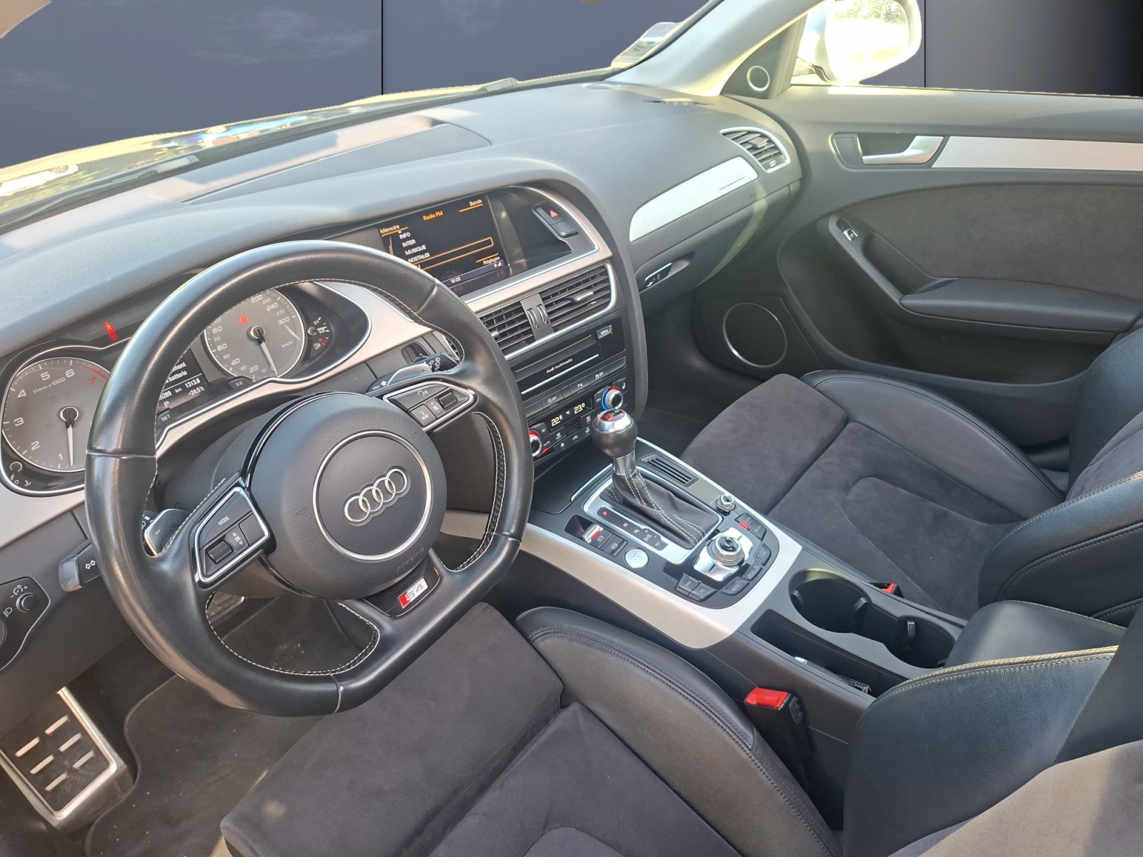 Audi S4 8