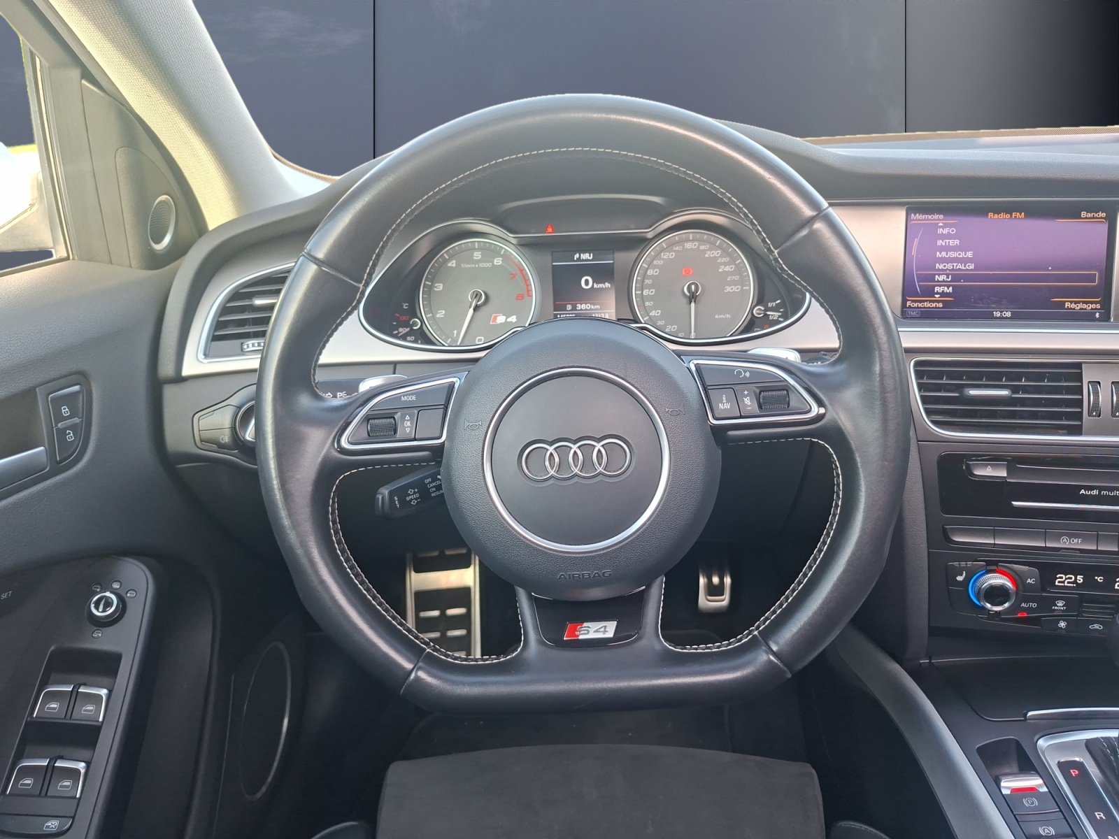 Audi S4 15