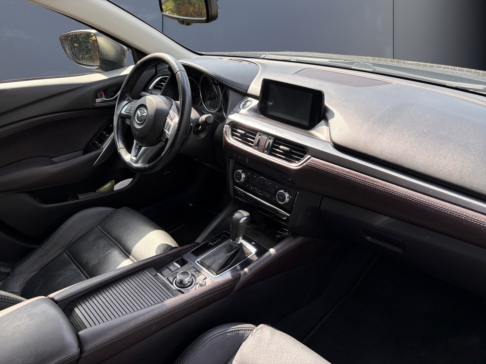 Mazda 6 12