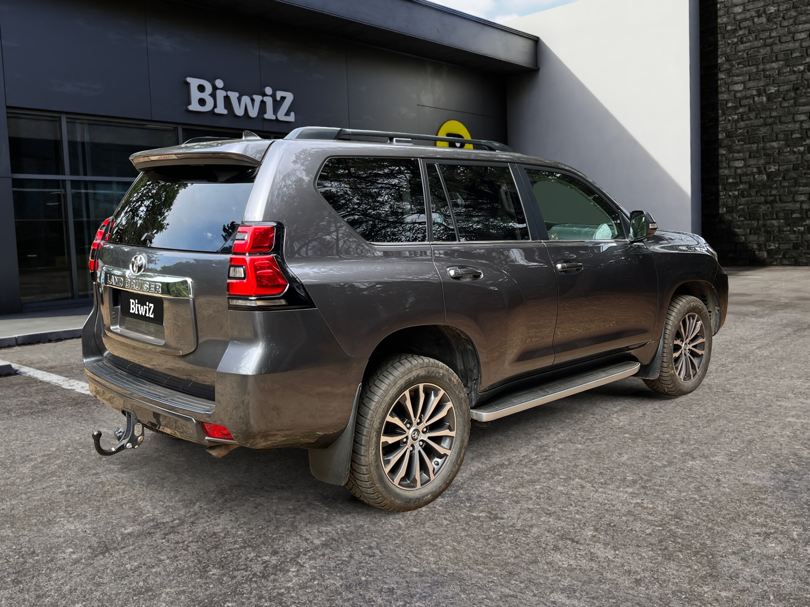 Toyota Land Cruiser 4