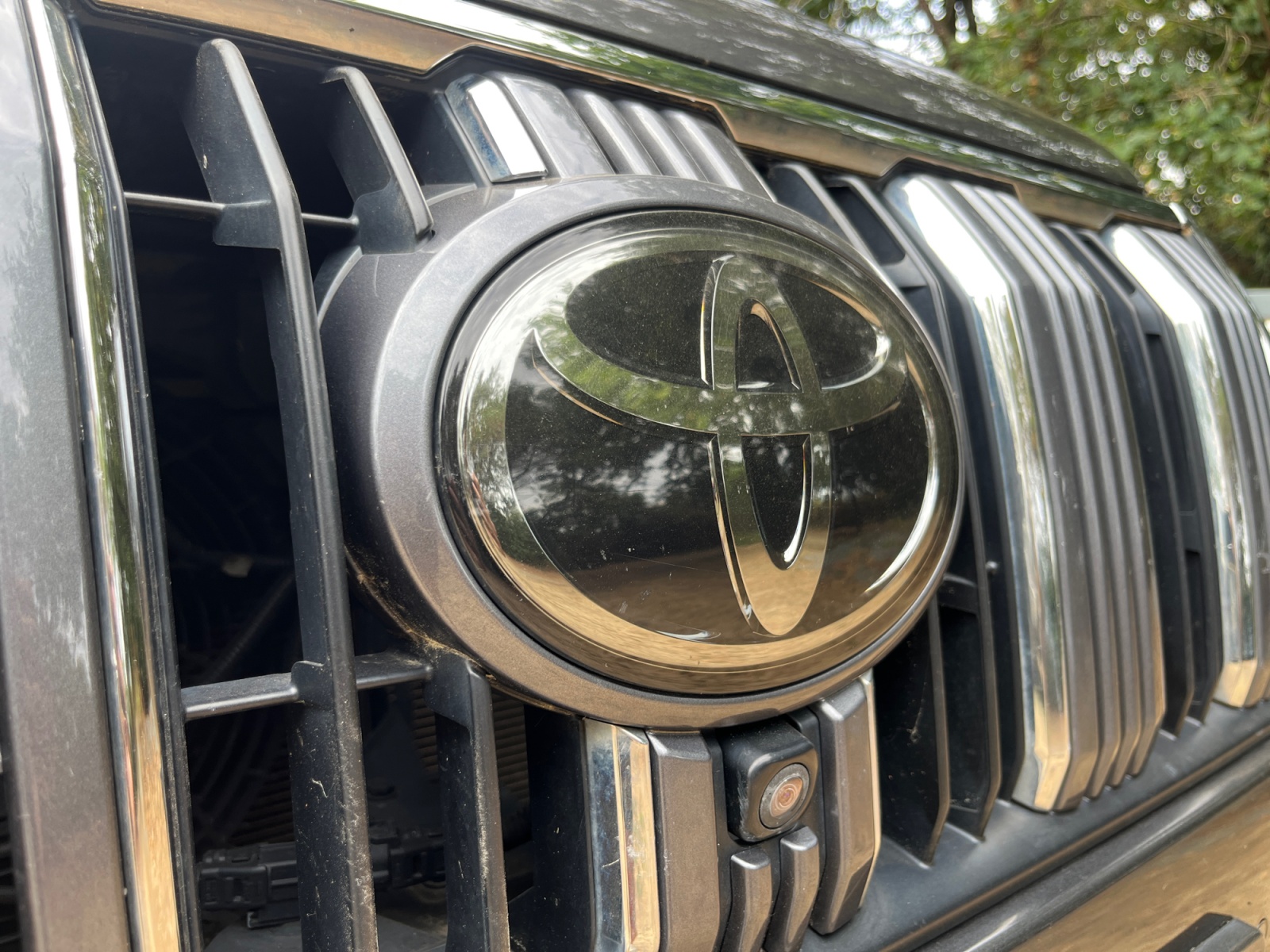 Toyota Land Cruiser 27