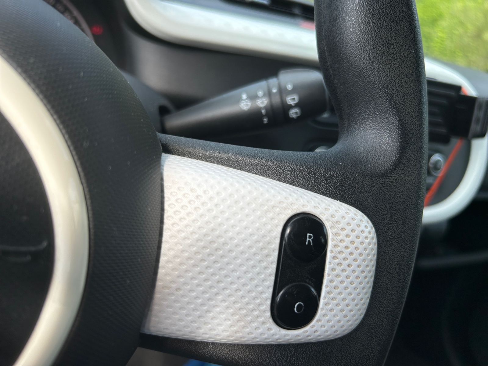 Renault Twingo 19