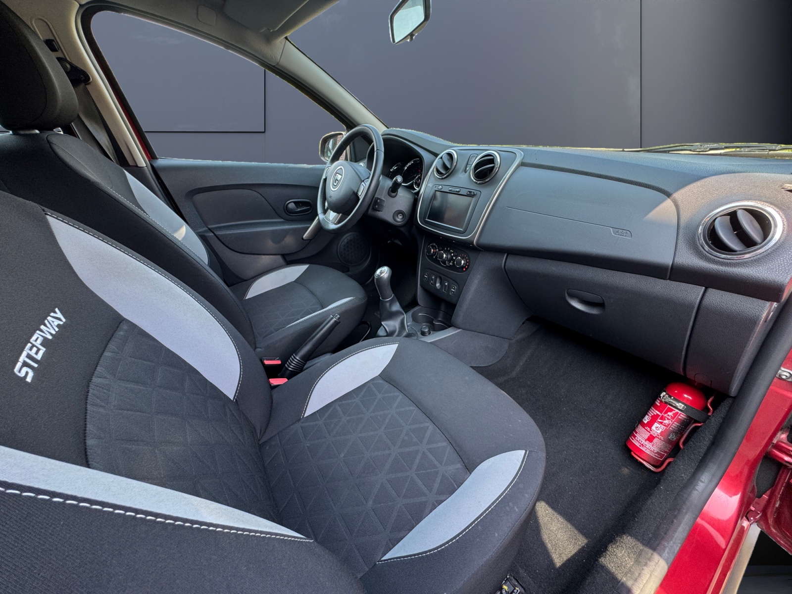 Dacia Sandero 12