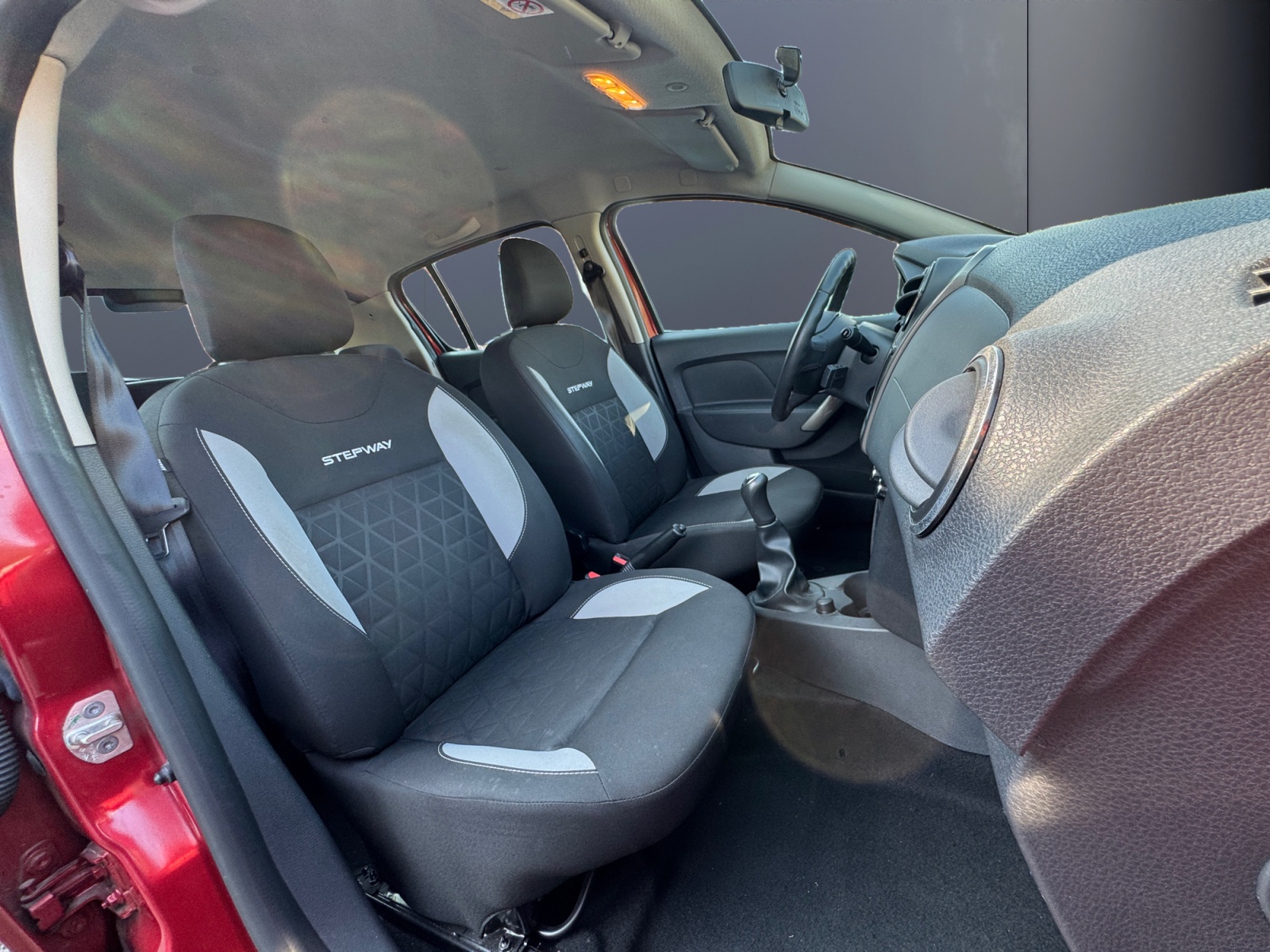 Dacia Sandero 13