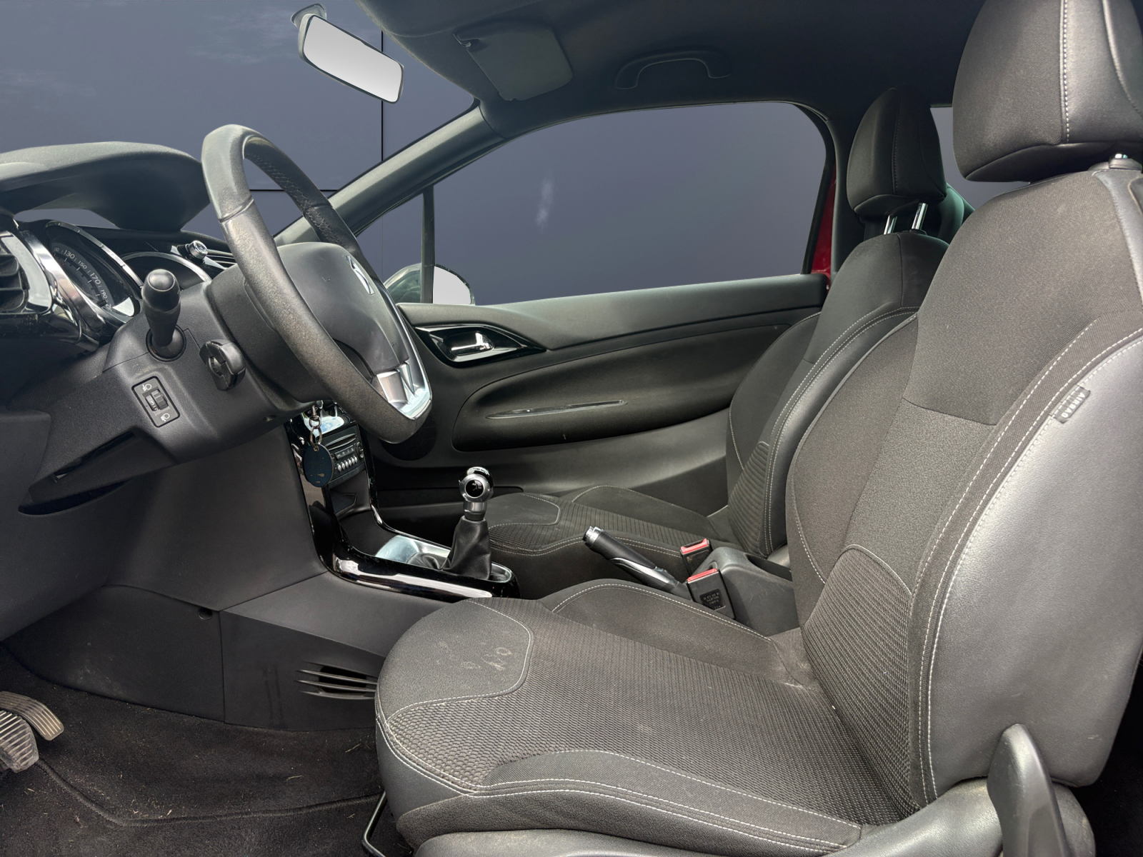 Ds Automobiles Ds3 9