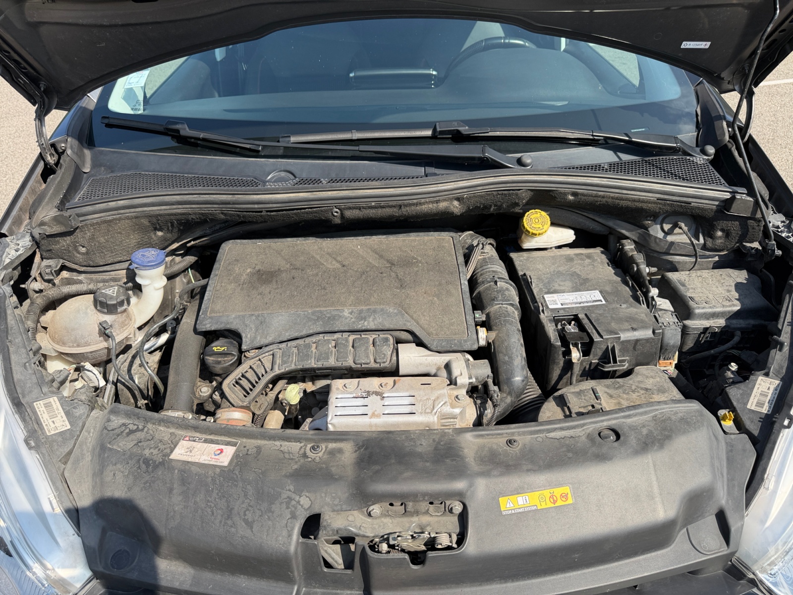 Peugeot 208 26