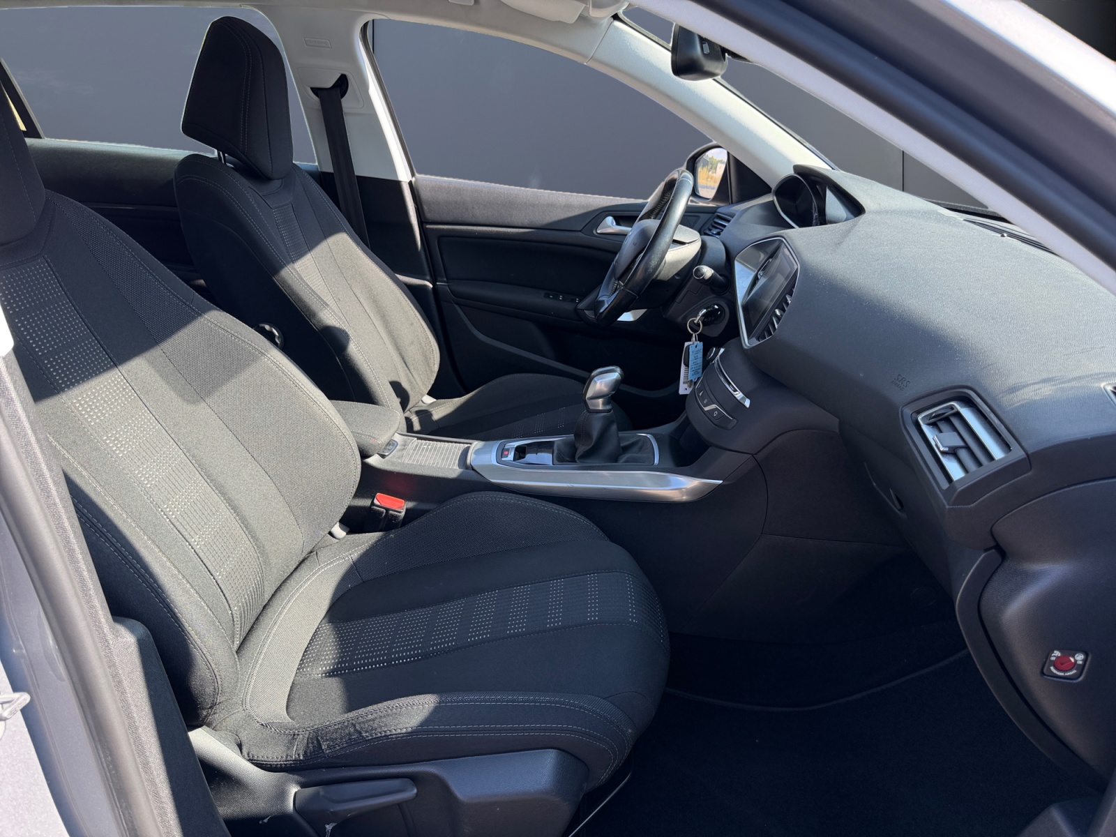 Peugeot 308 13