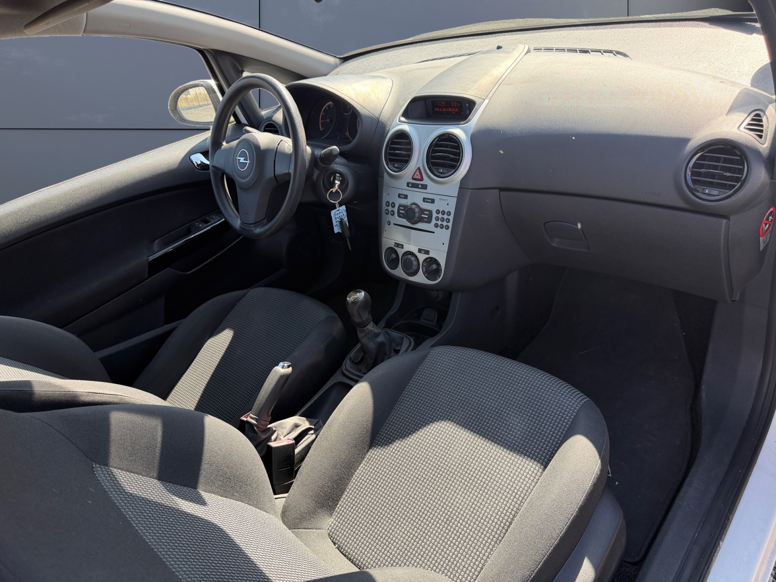 Opel Corsa 12