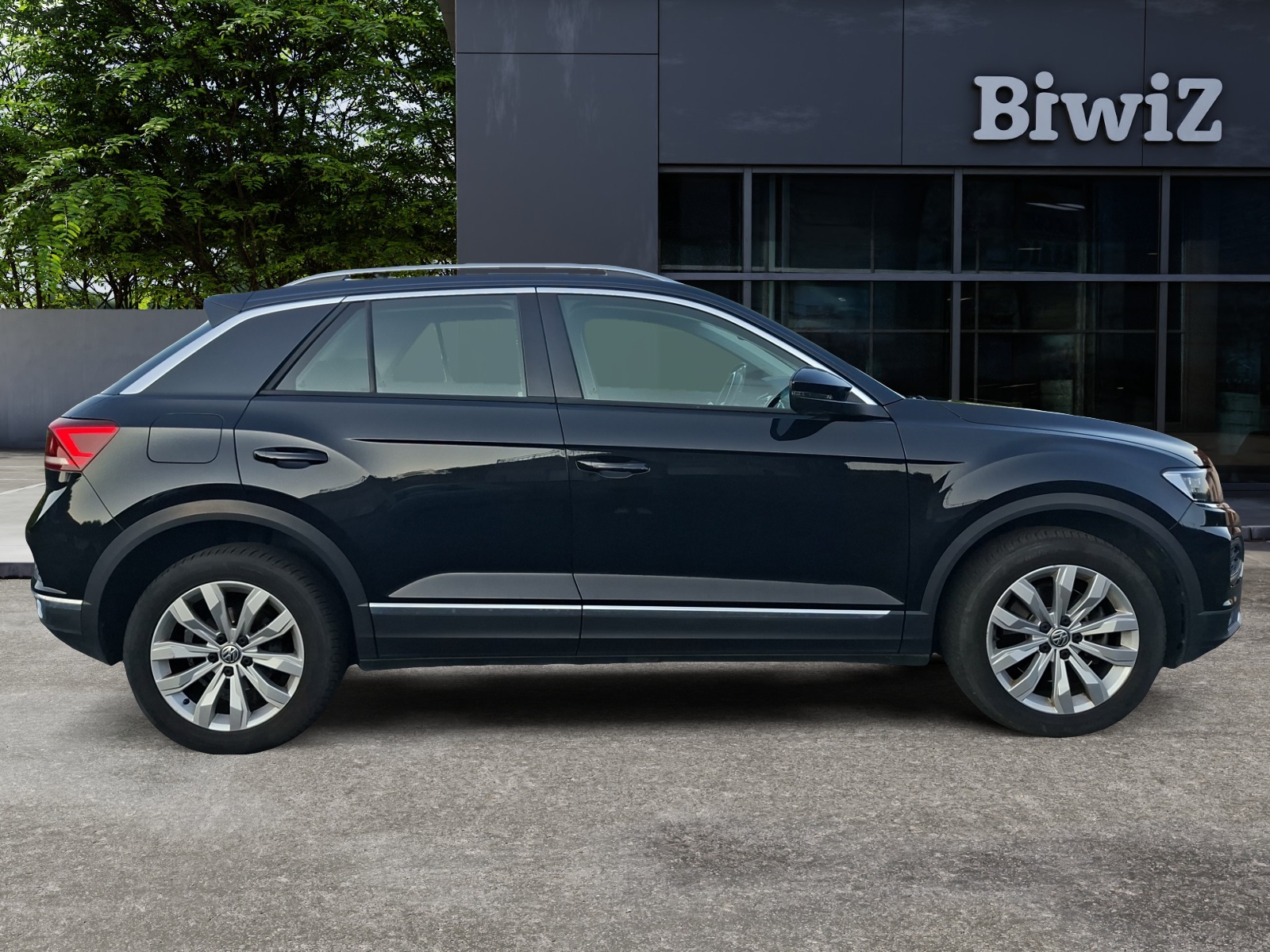 Volkswagen T-Roc 5