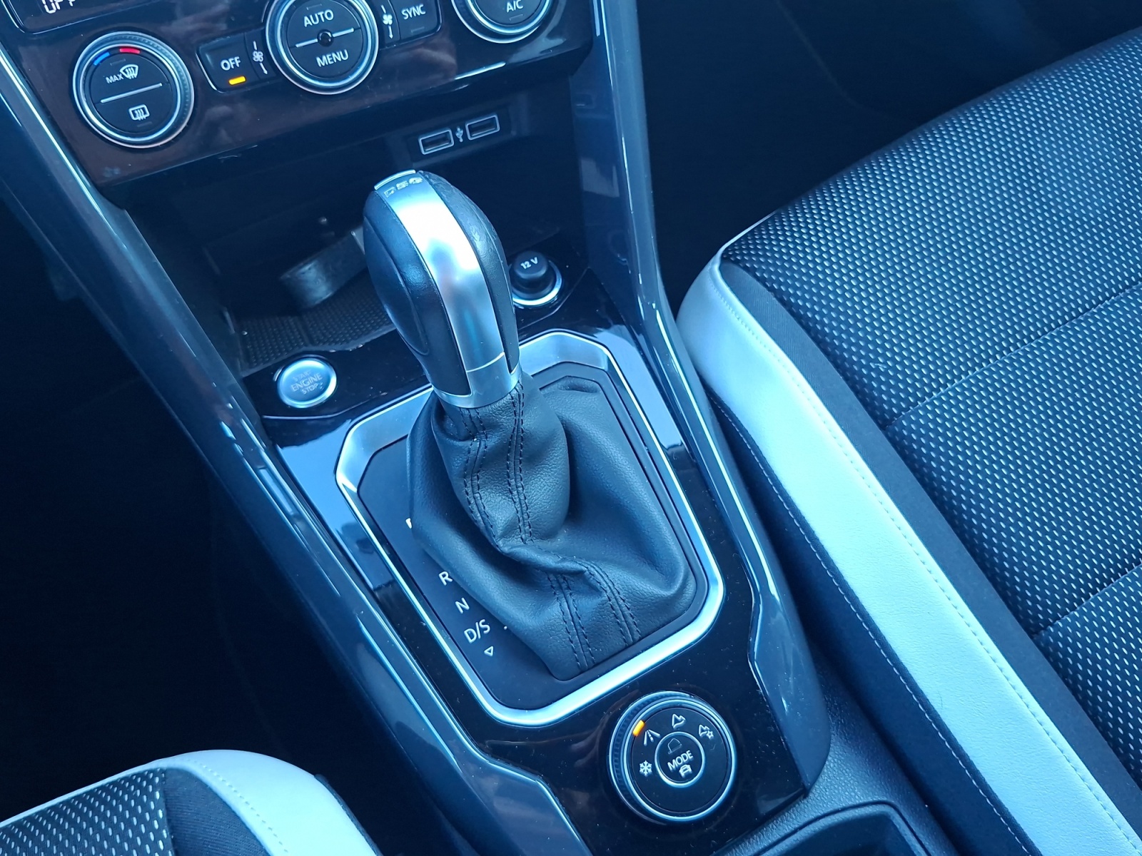 Volkswagen T-Roc 33