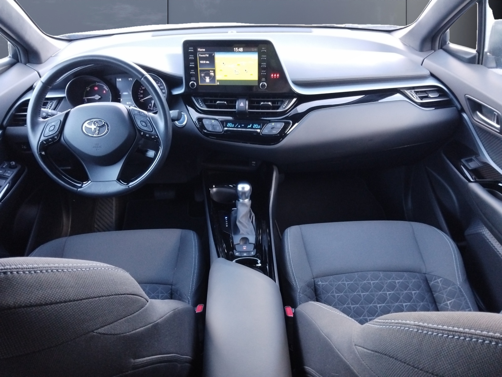 Toyota C-Hr 14