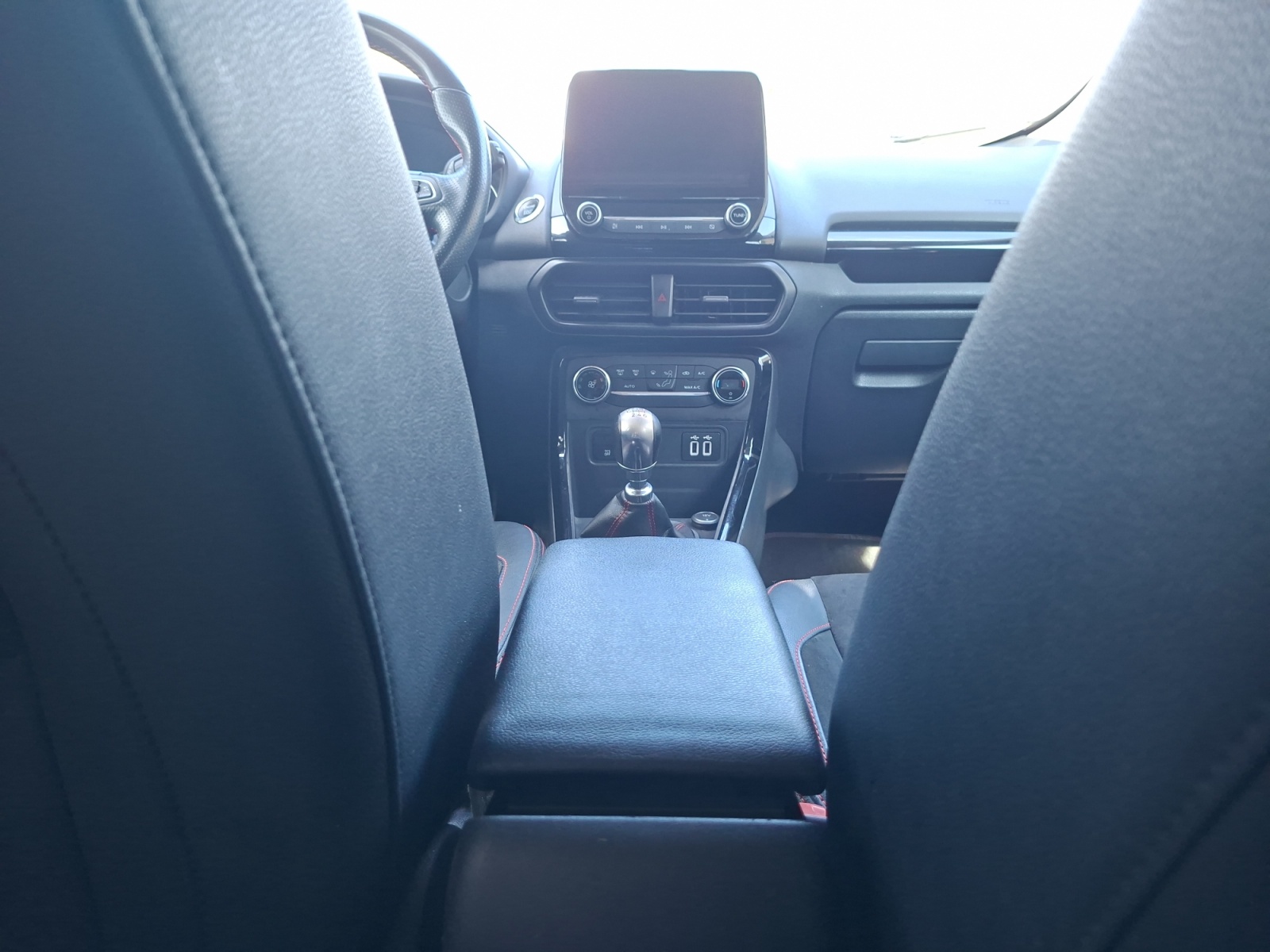 Ford Ecosport 24