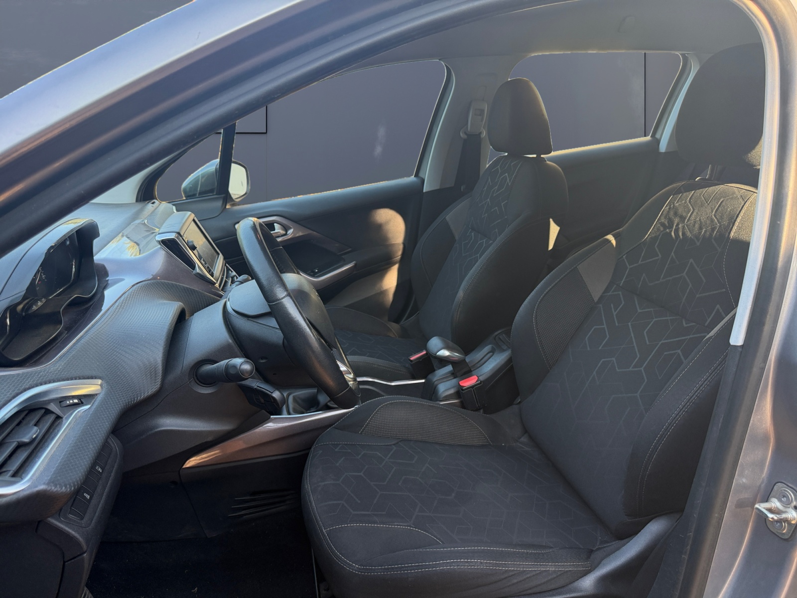 Peugeot 2008 9