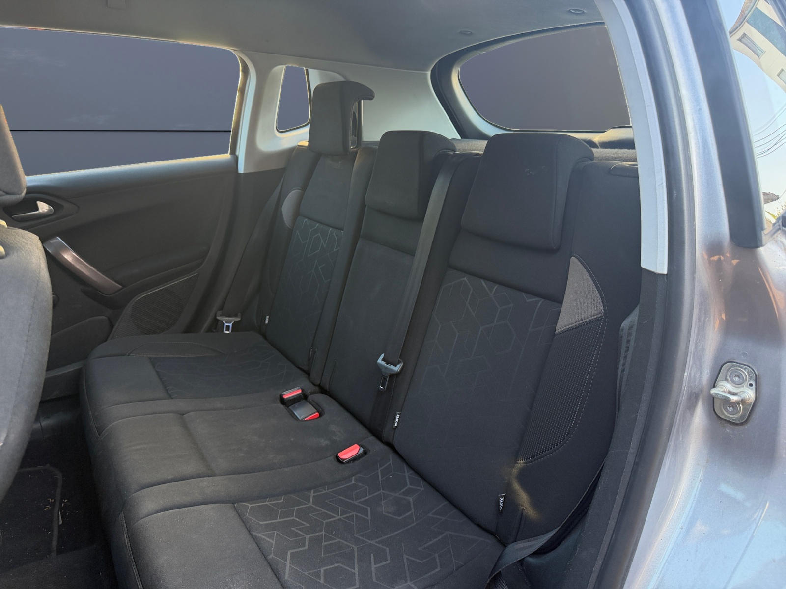 Peugeot 2008 10