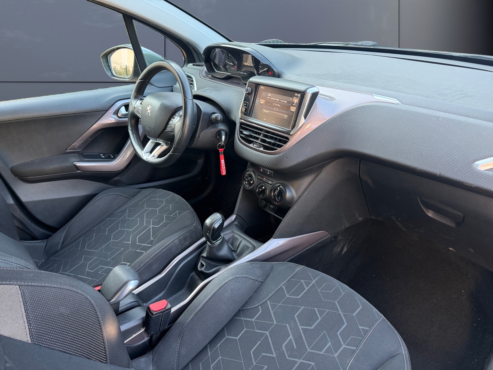 Peugeot 2008 12