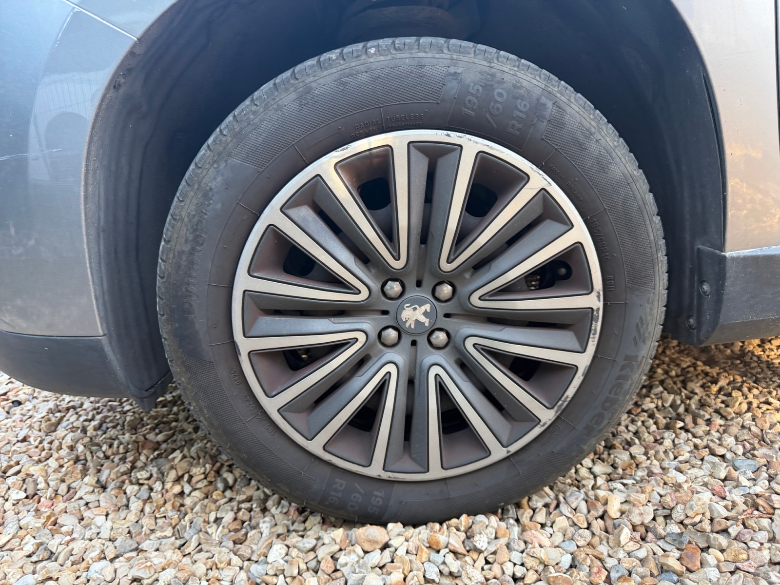 Peugeot 2008 22
