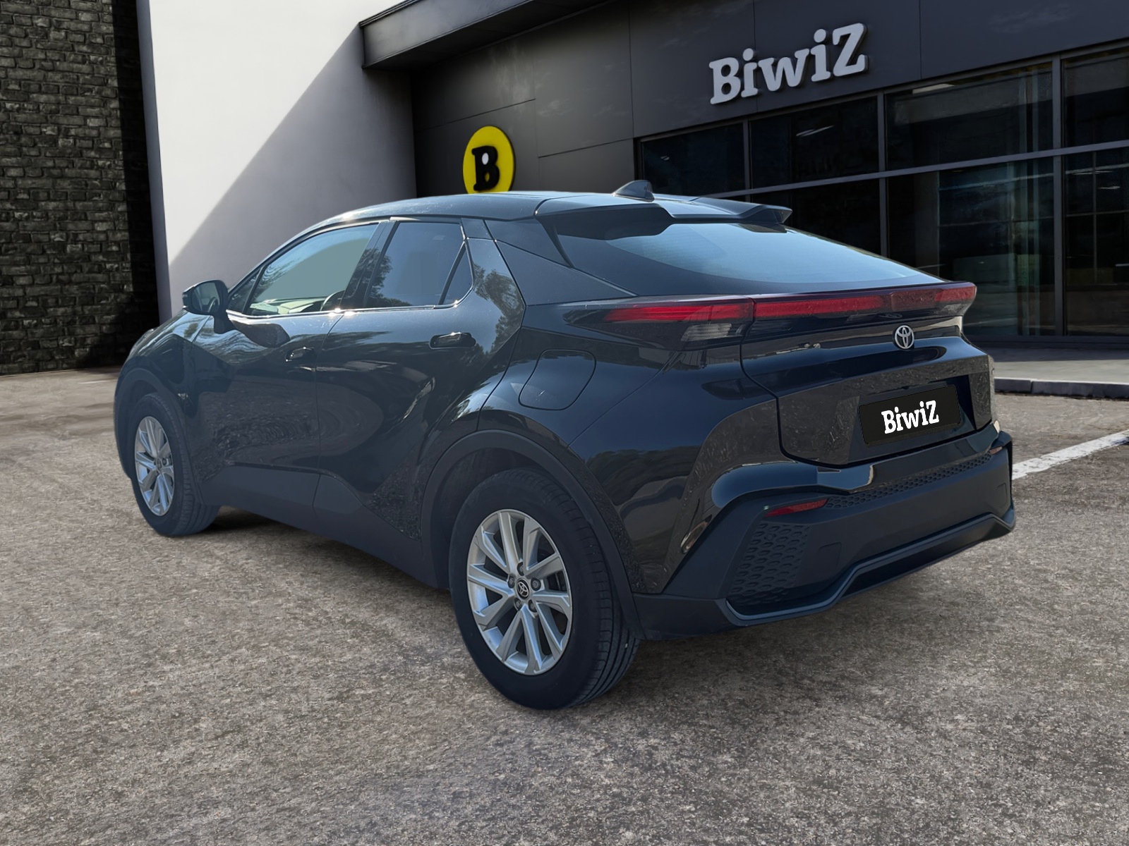 Toyota C-Hr 2