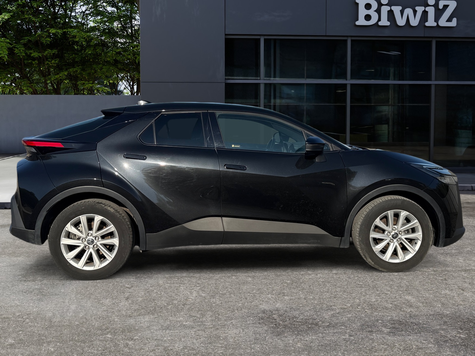 Toyota C-Hr 5