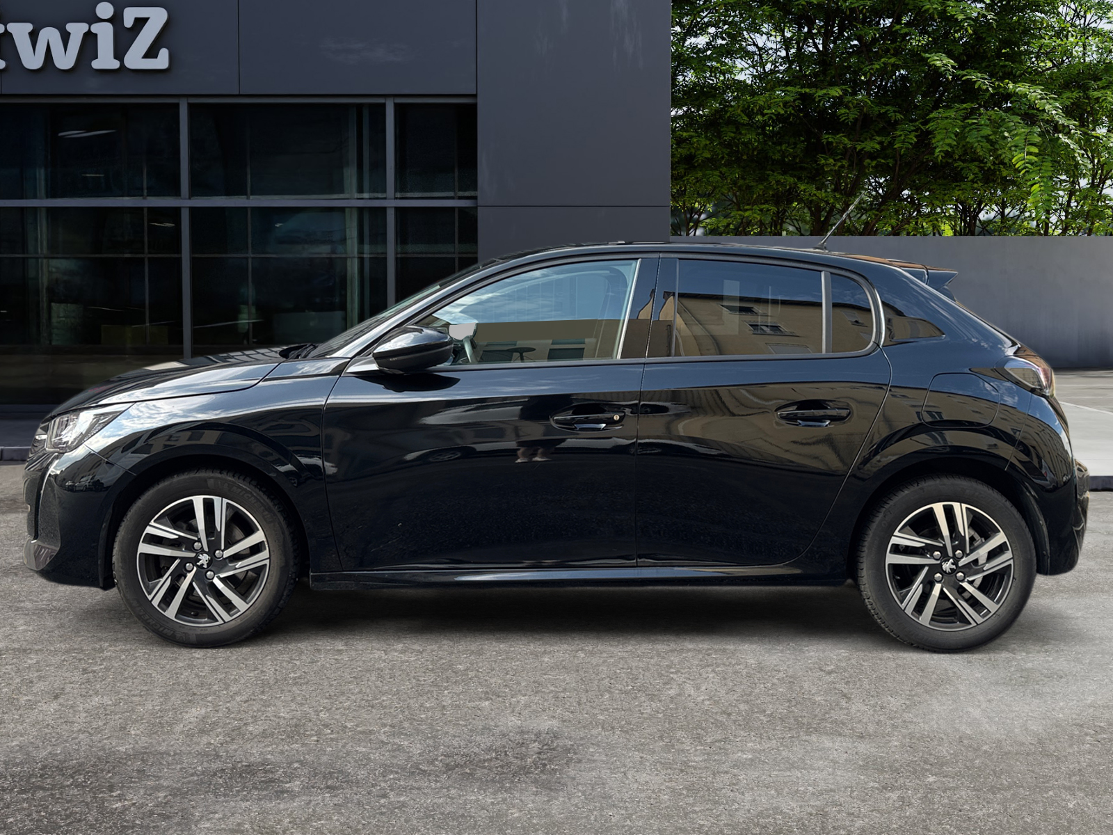 Peugeot 208 1