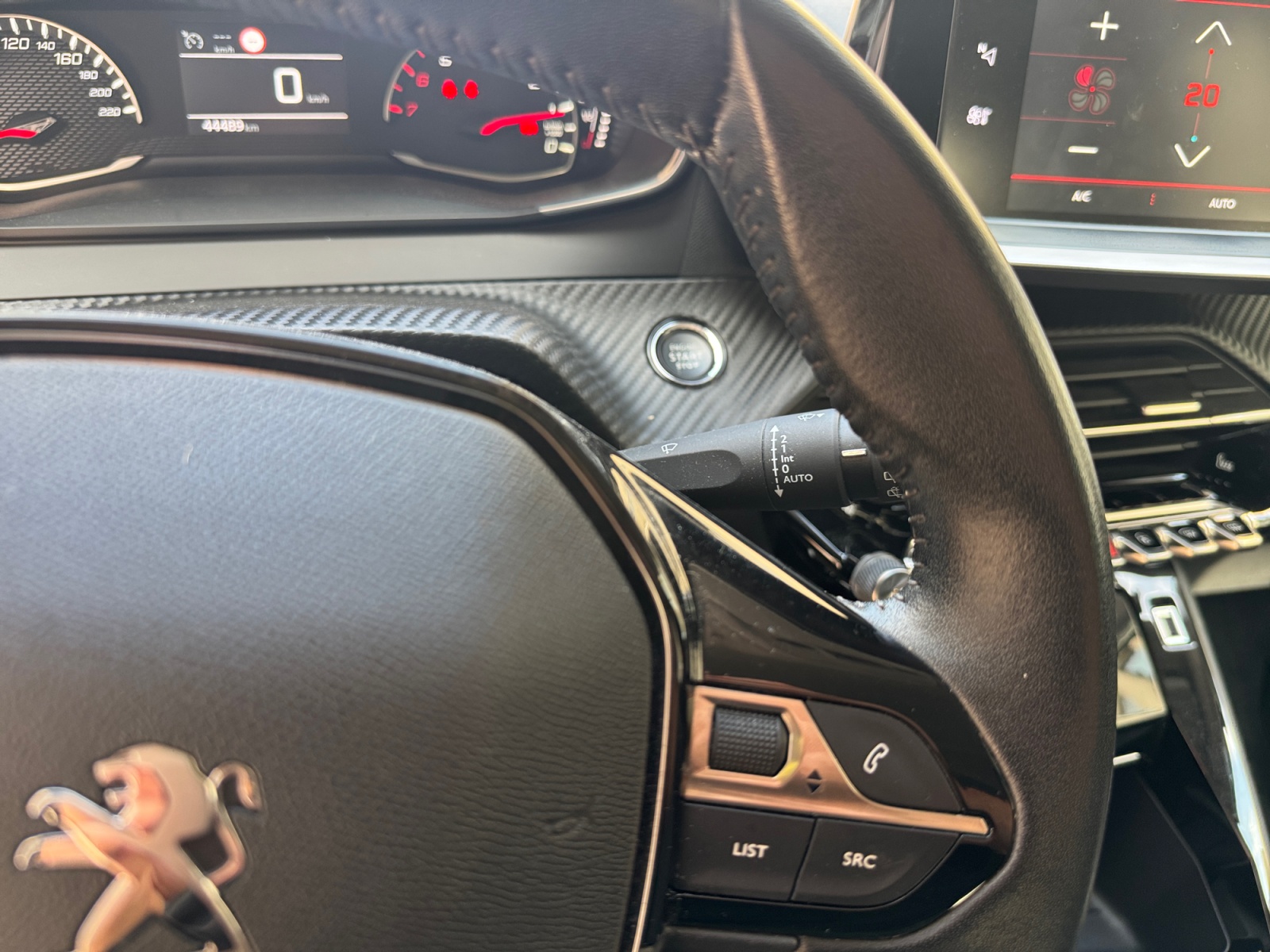 Peugeot 208 20