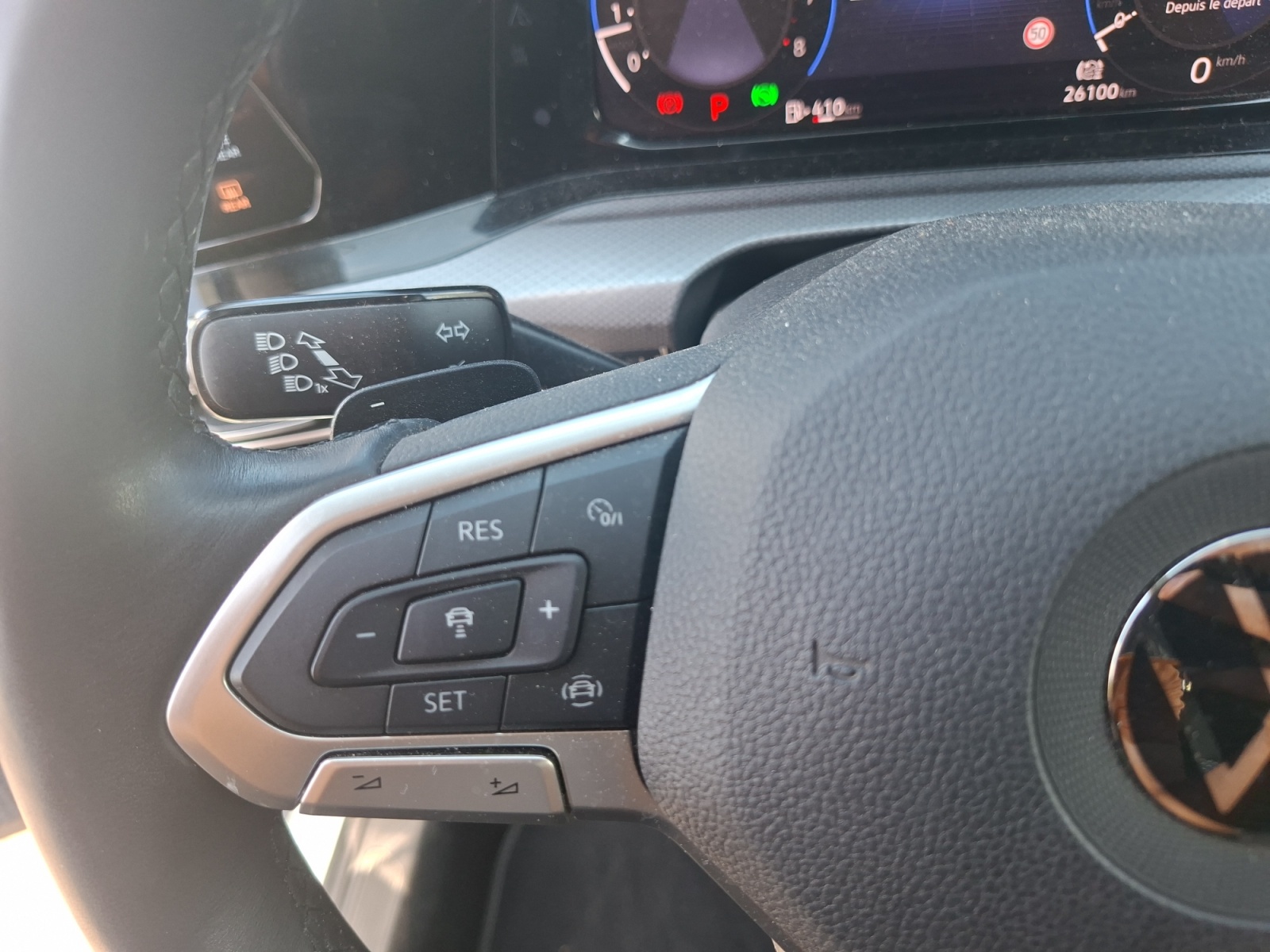 Volkswagen Golf 24