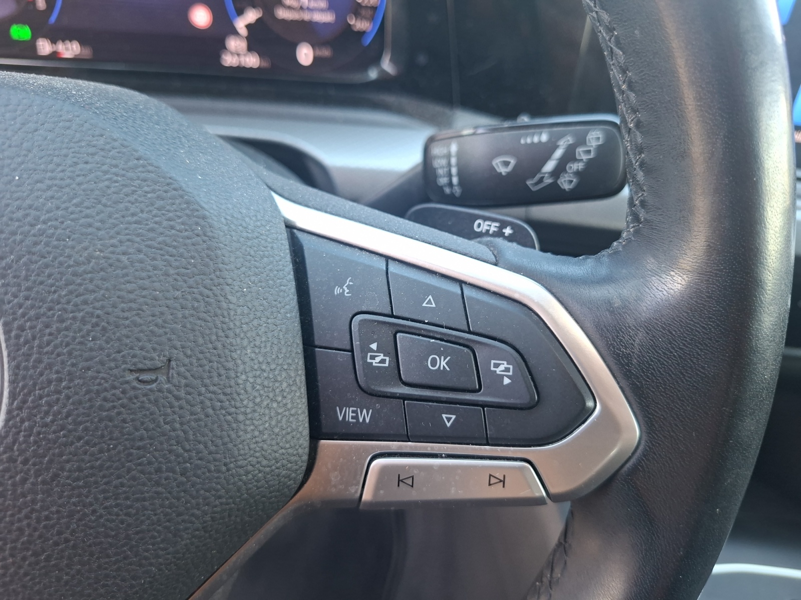Volkswagen Golf 25