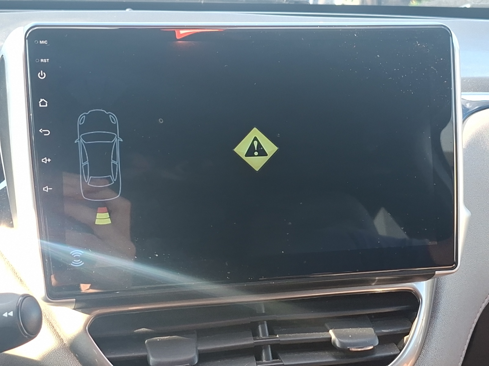 Peugeot 208 29