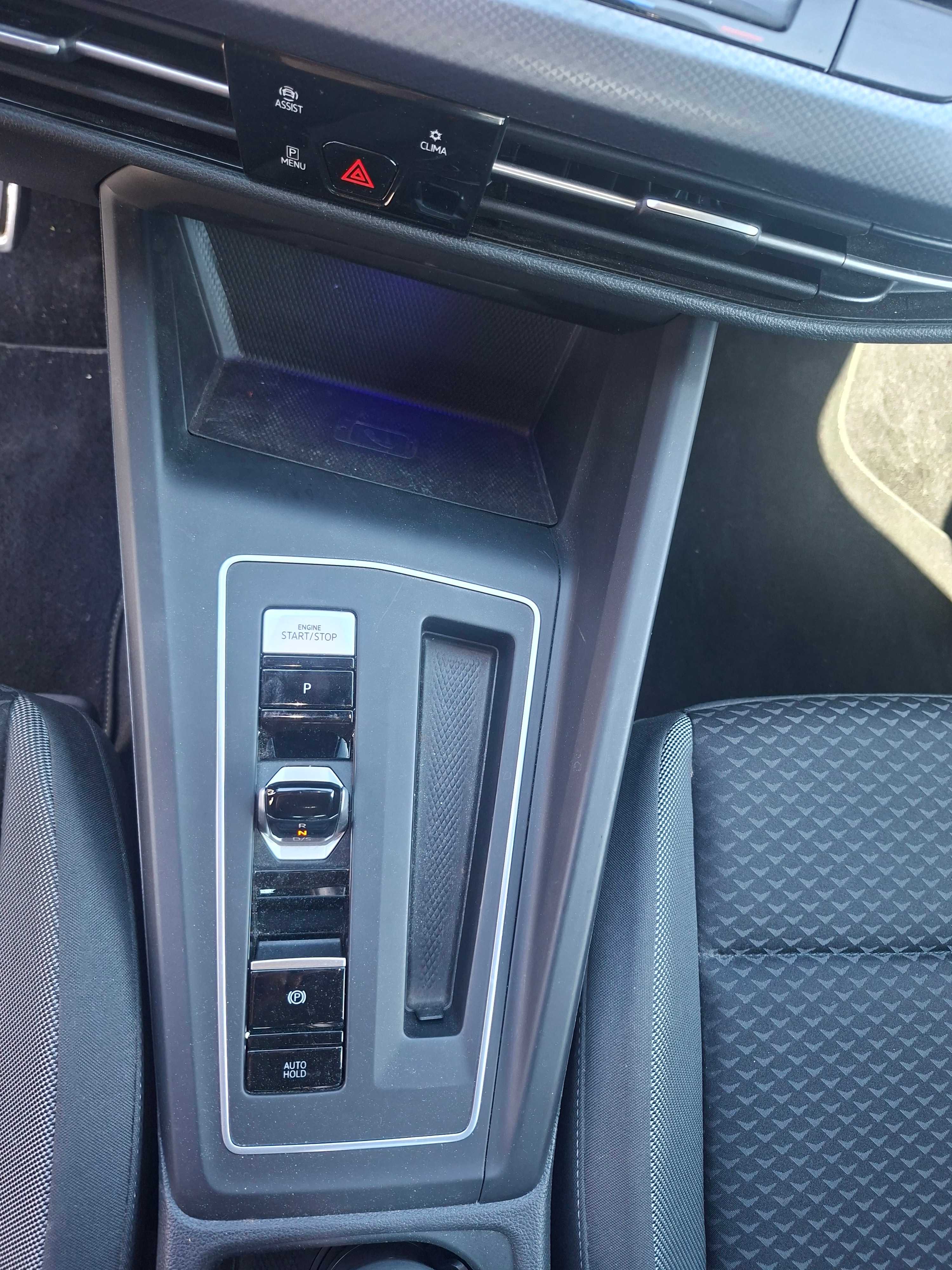 Volkswagen Golf 38