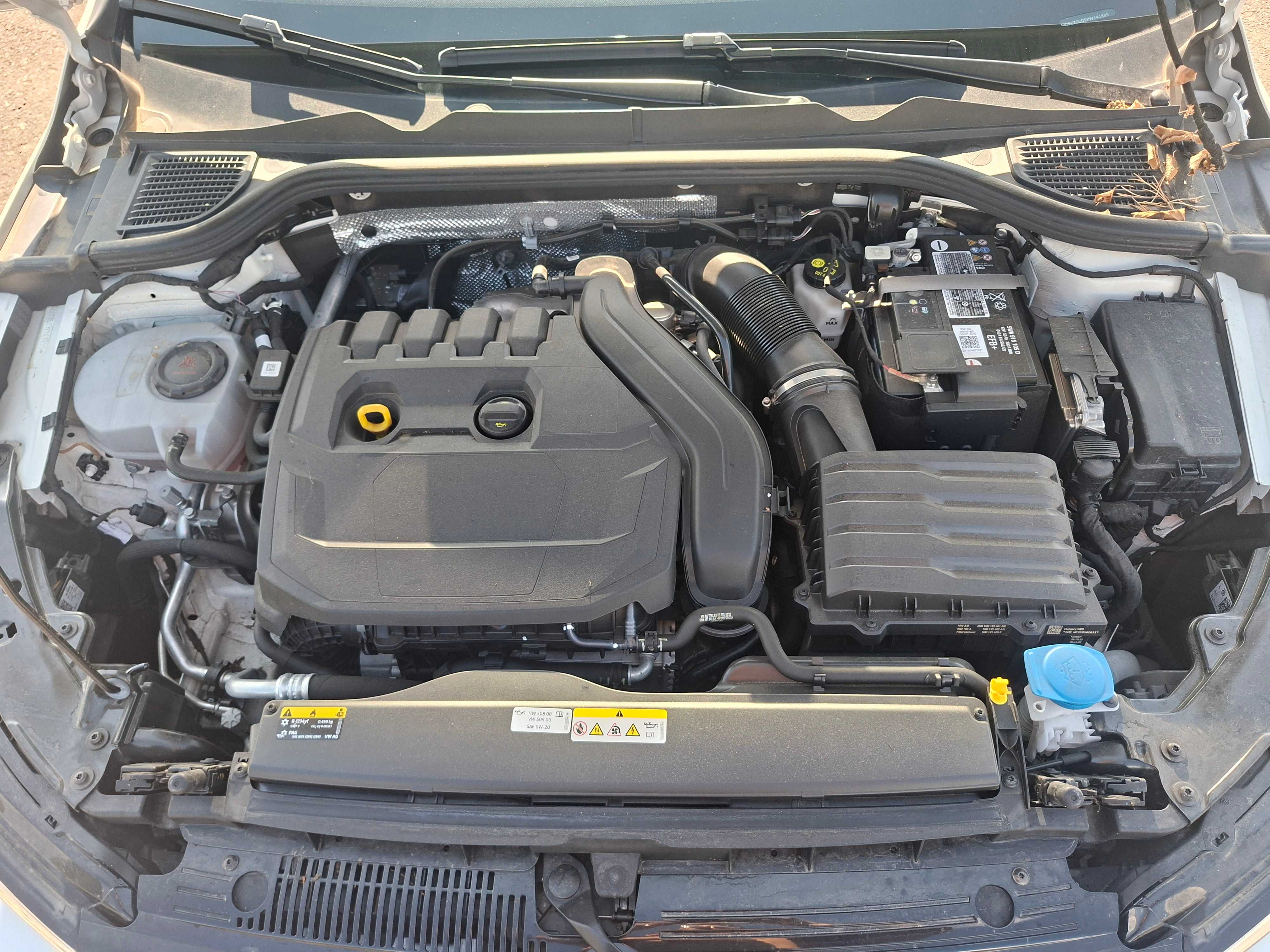Volkswagen Golf 52