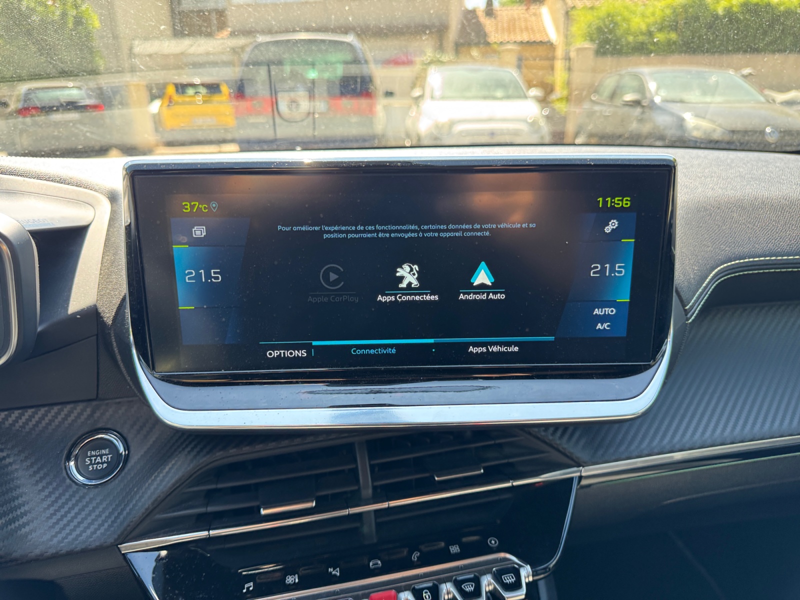Peugeot E-208 17