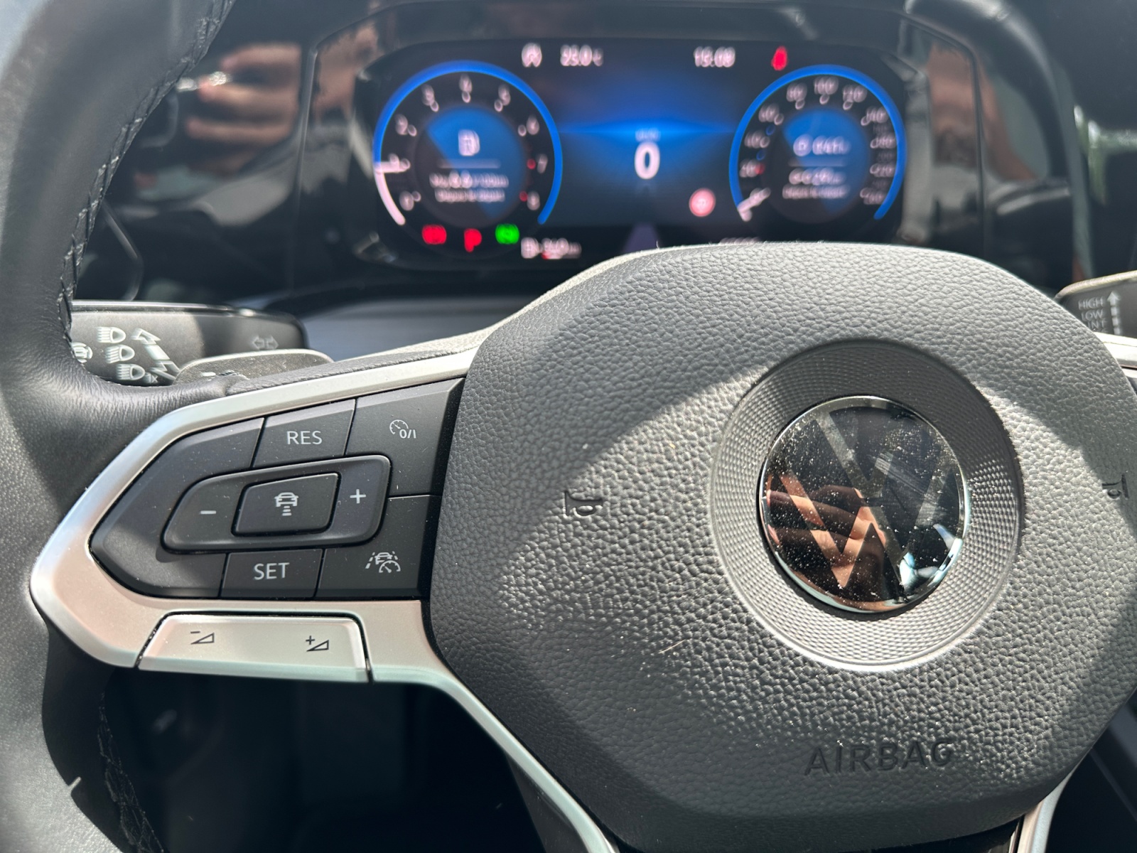 Volkswagen Golf 19