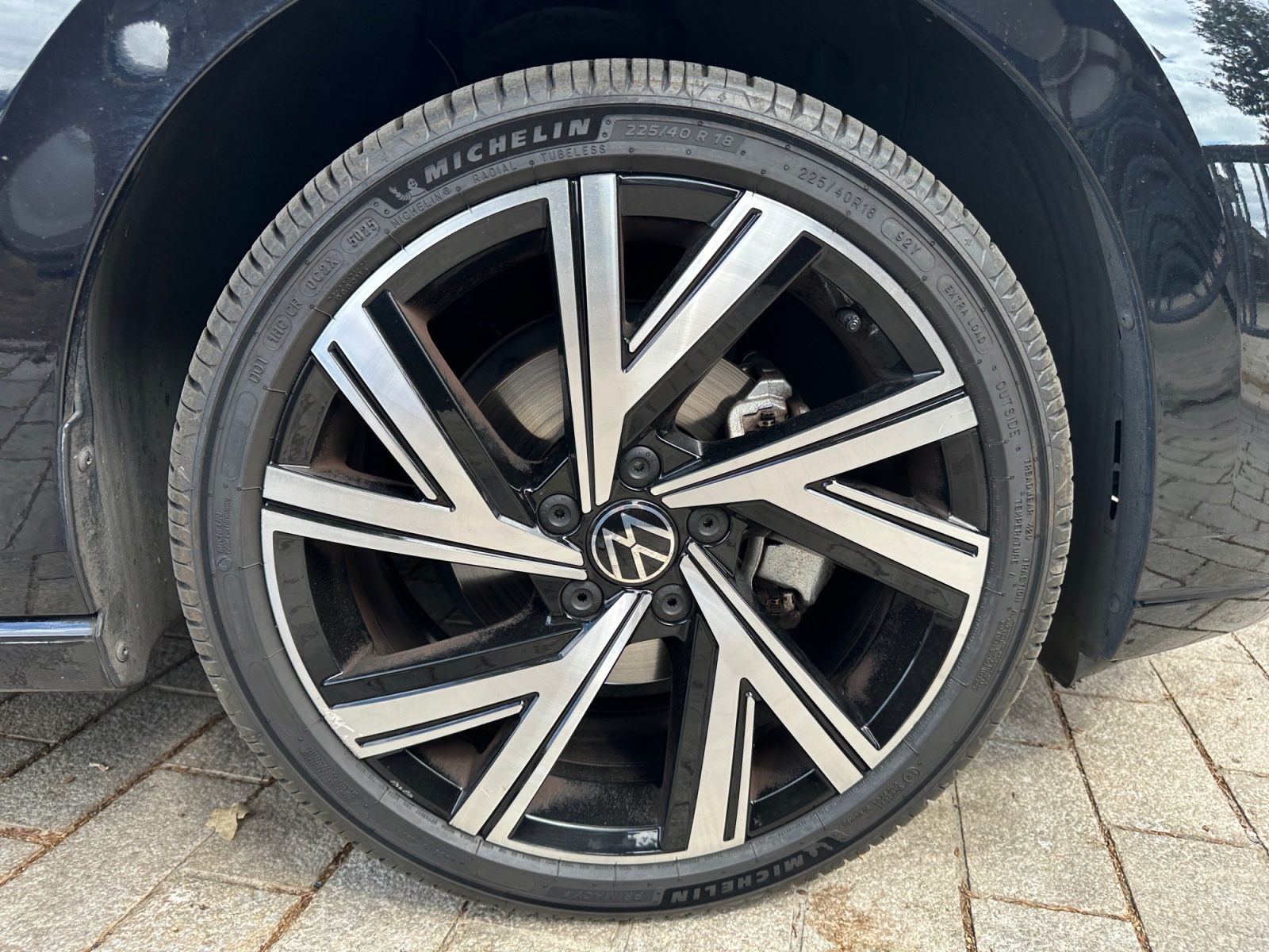 Volkswagen Golf 32