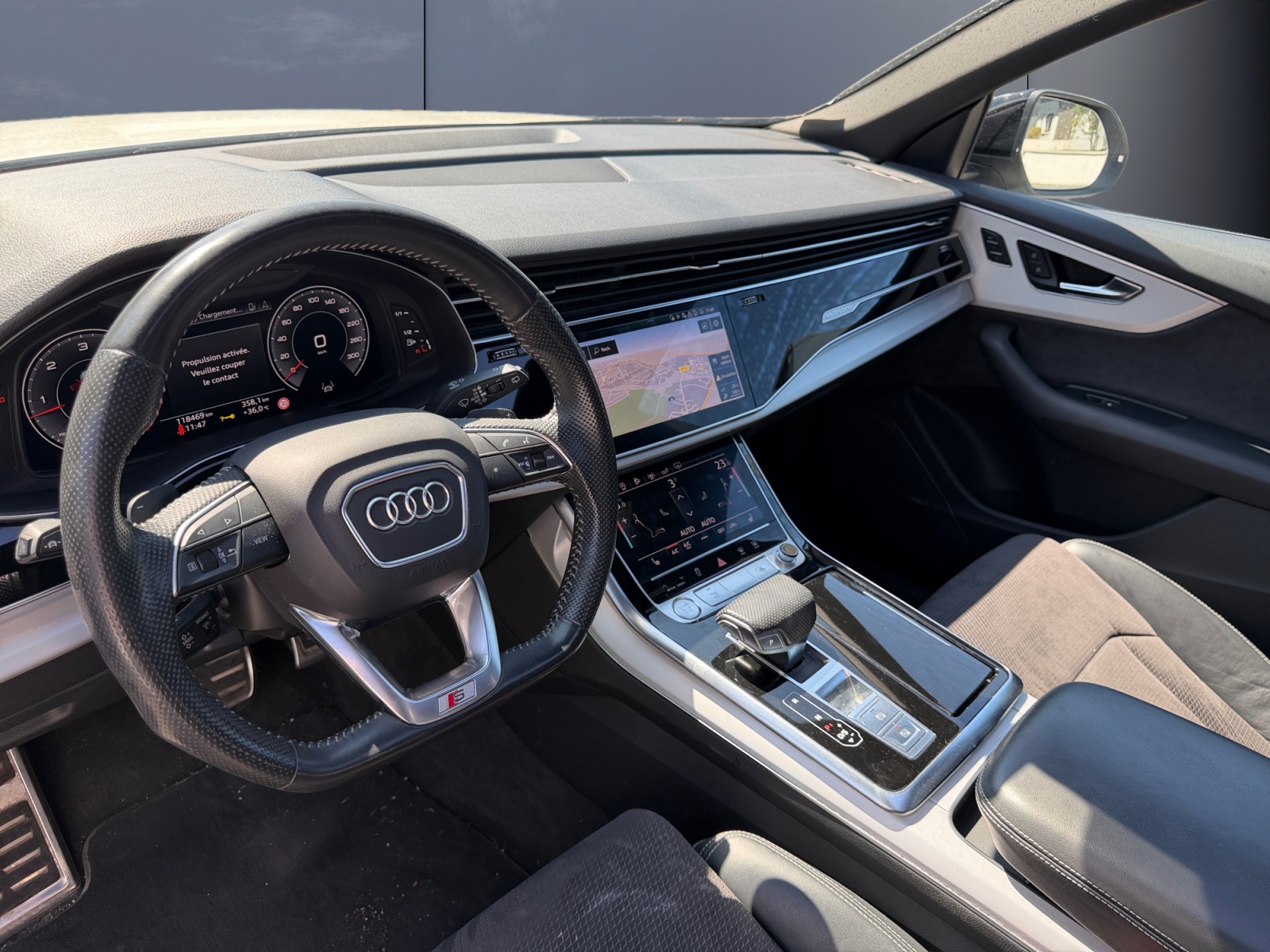 Audi Q8 8